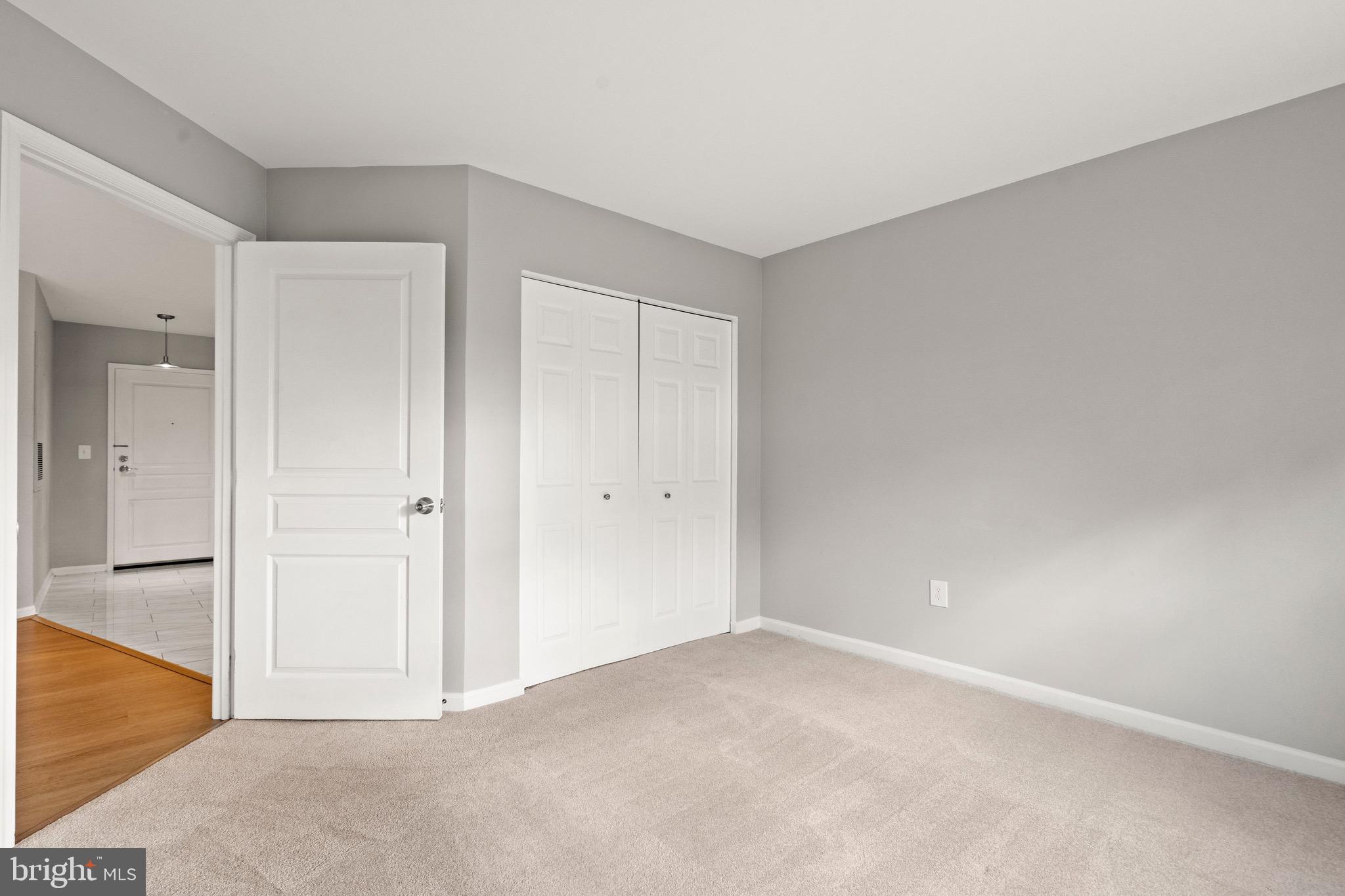 SAVOY PARK CONDOMINIUMS - Residential