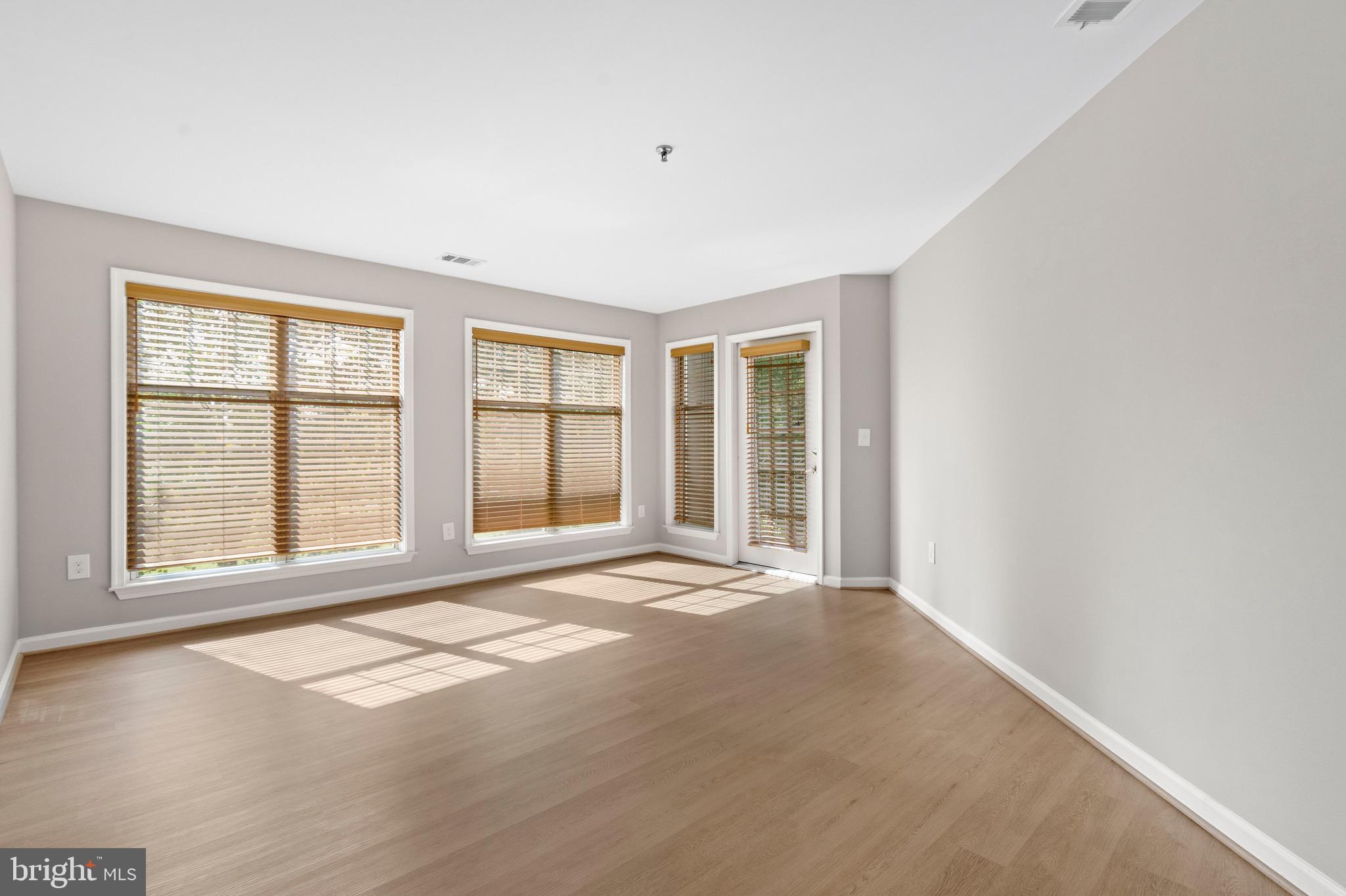 5565 SEMINARY ROAD 206