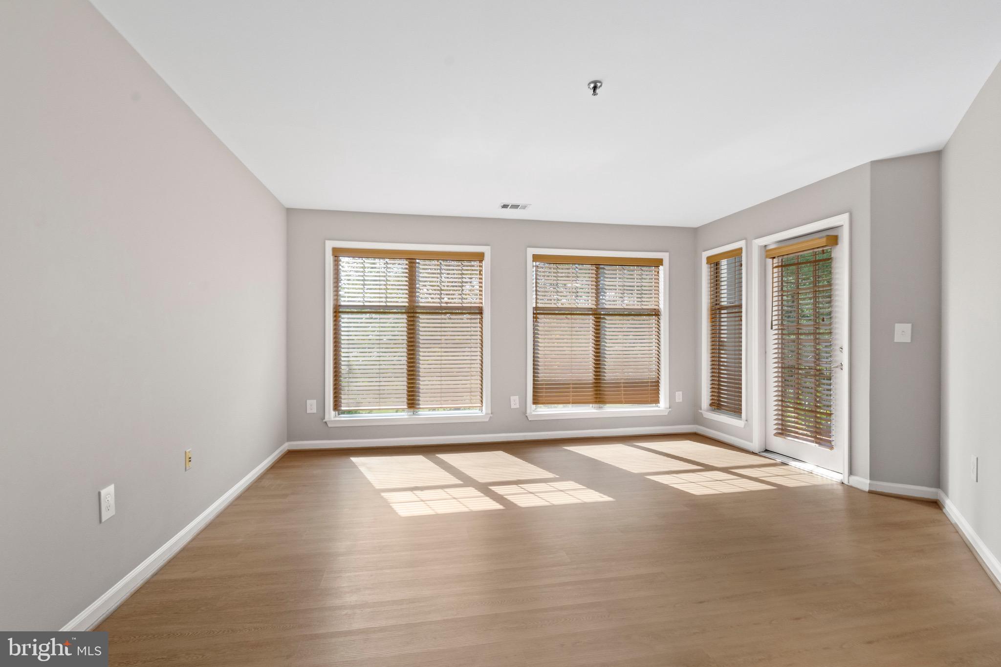5565 SEMINARY ROAD 206
