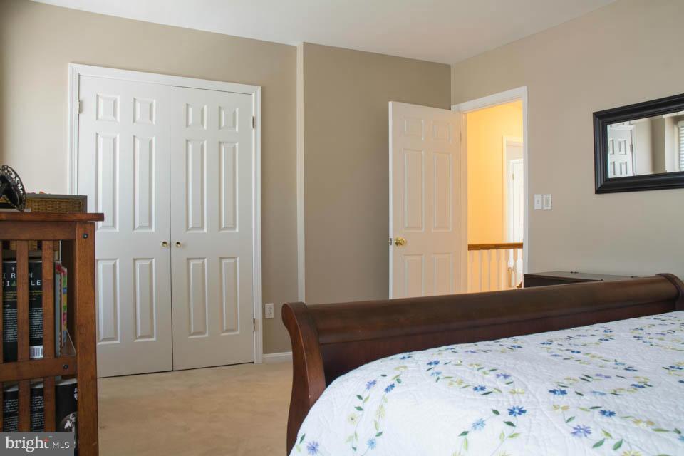 BAY HILLS - Residential