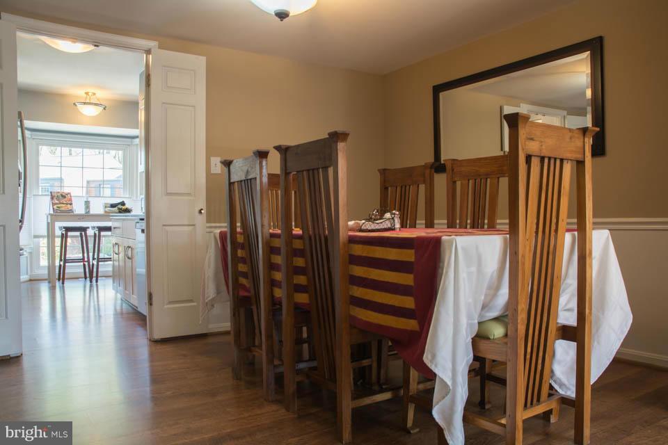 BAY HILLS - Residential