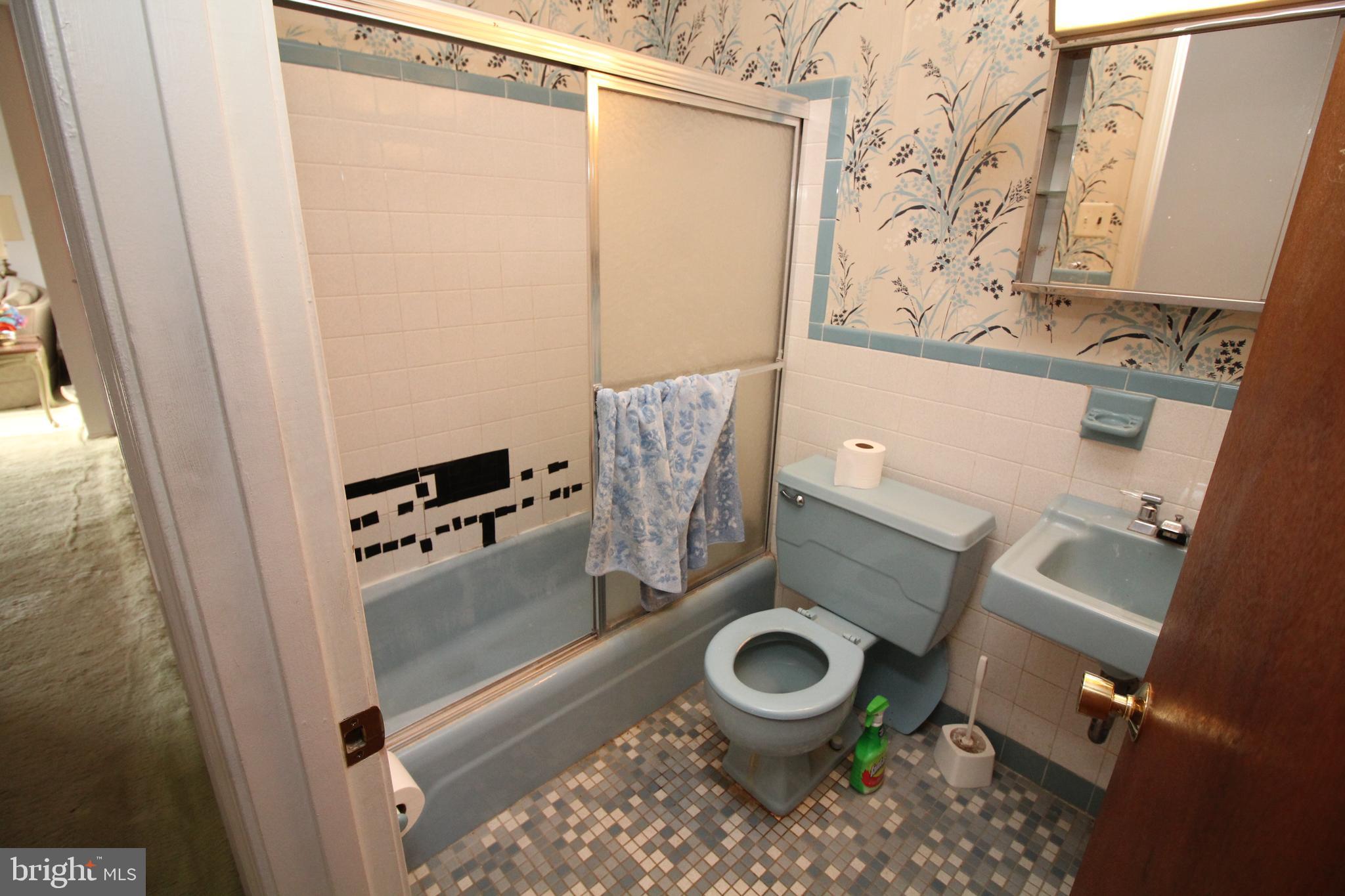 CALVERTON - Residential