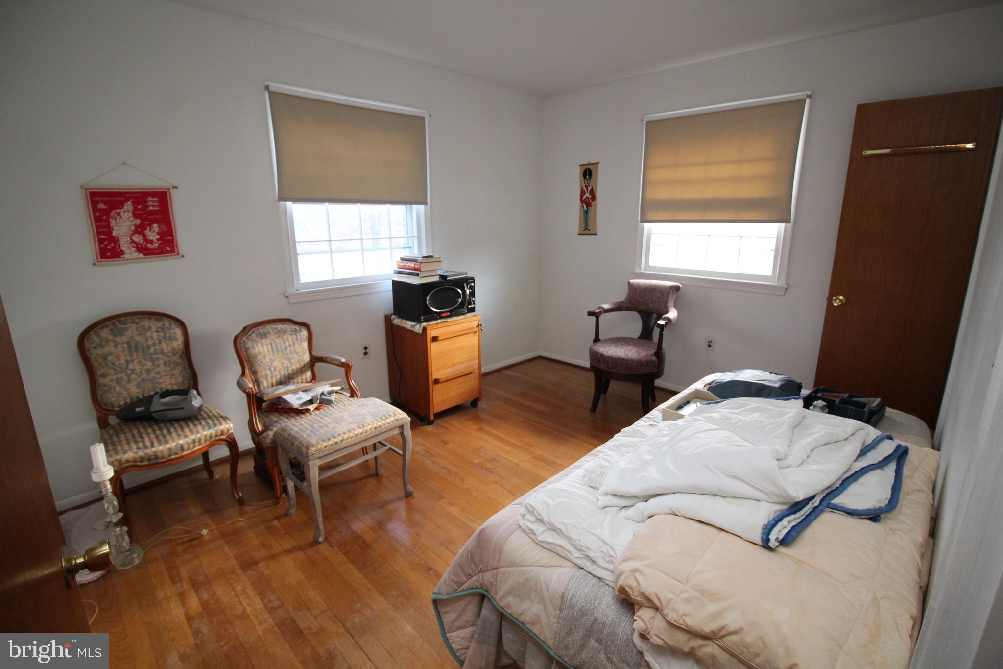 CALVERTON - Residential