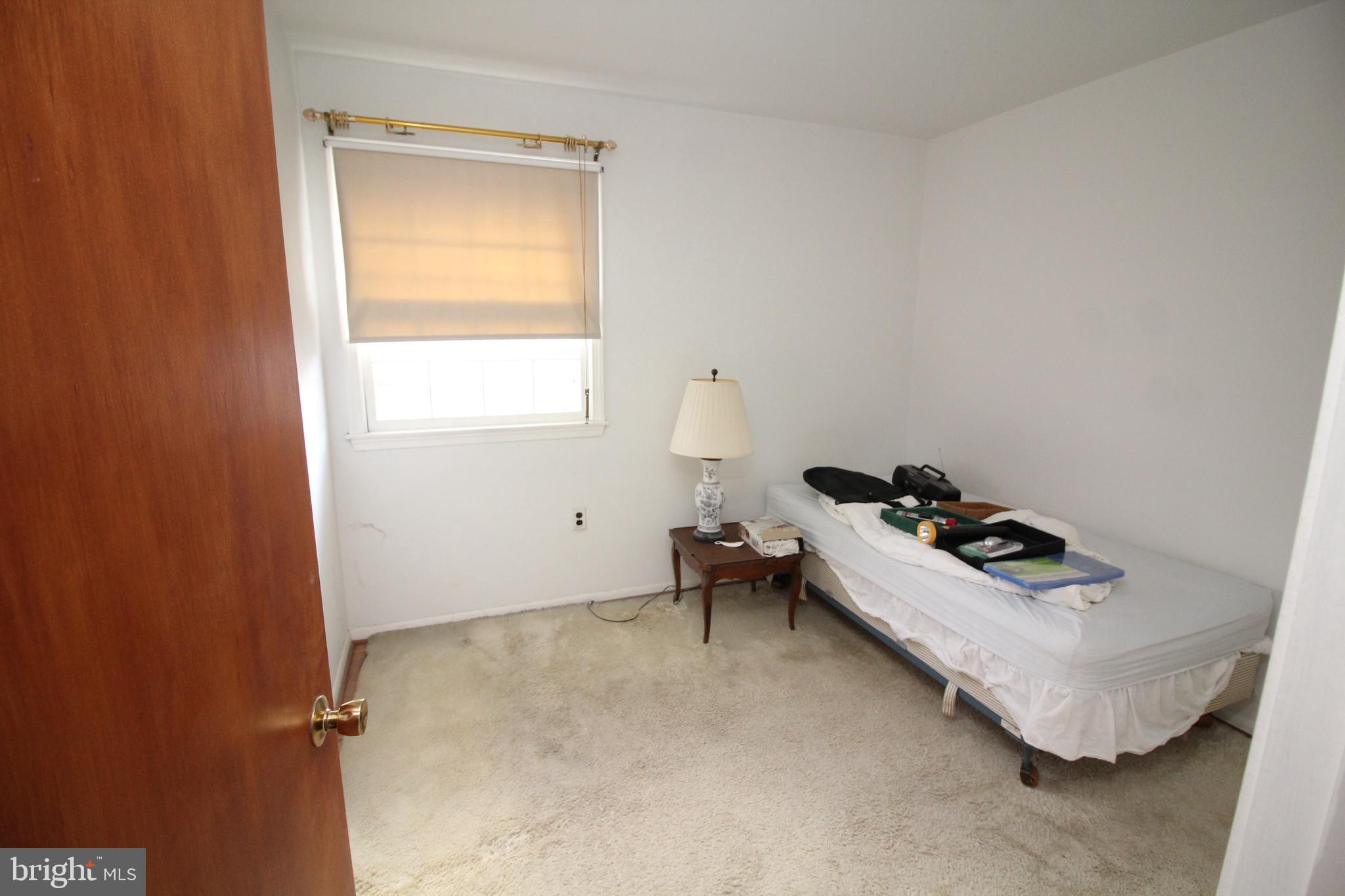 CALVERTON - Residential