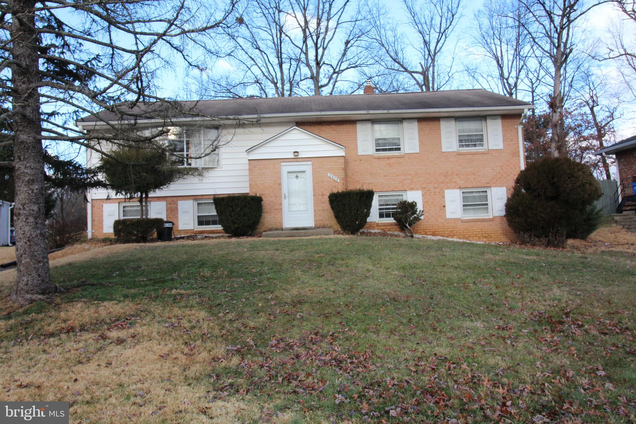 CALVERTON - Residential