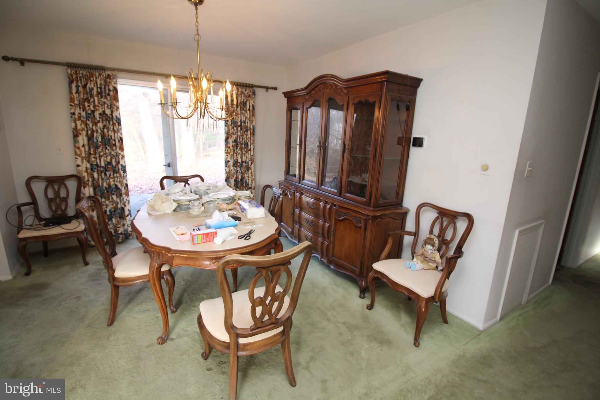 CALVERTON - Residential