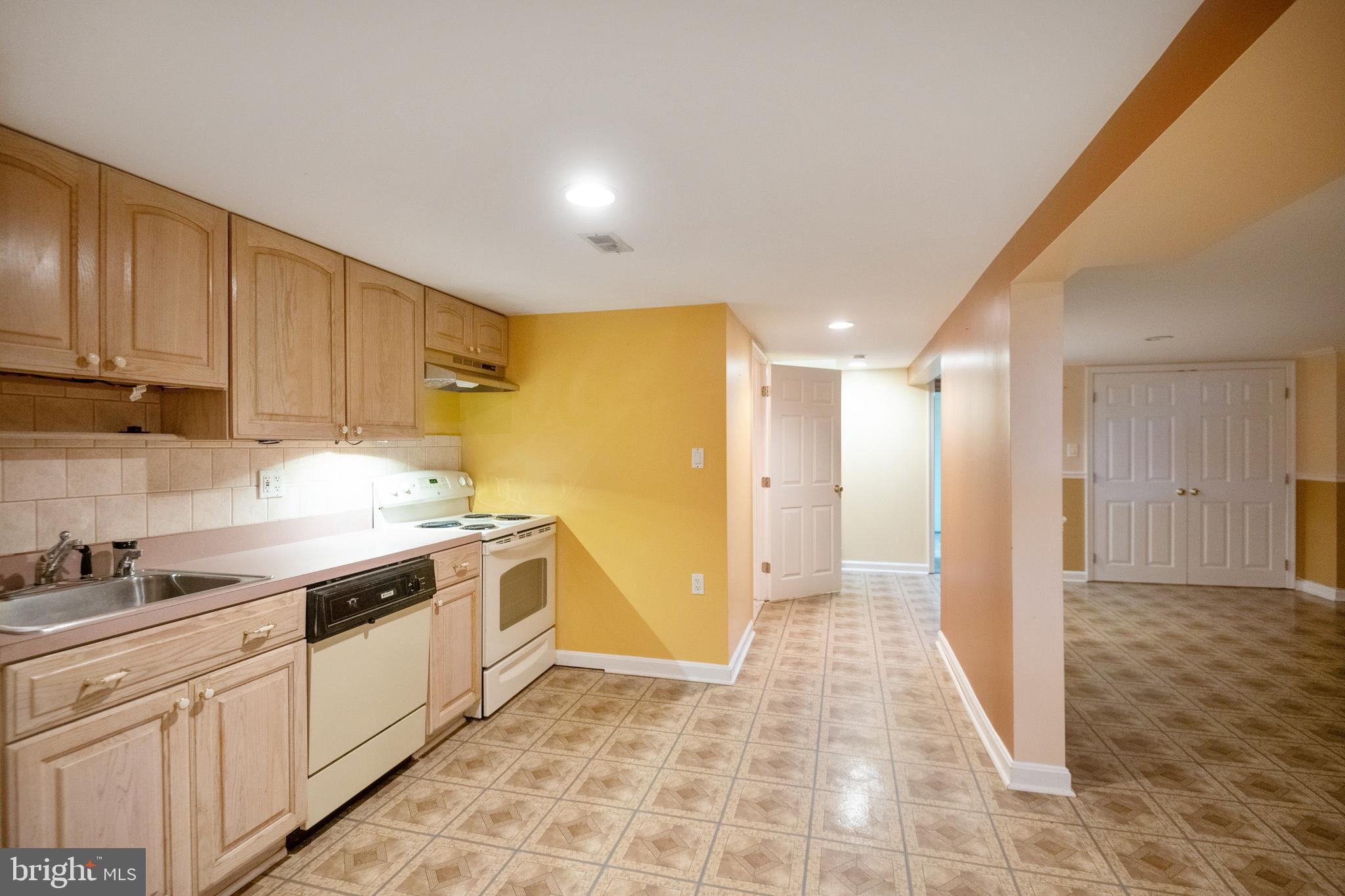 ARUNDEL HILLS - Residential