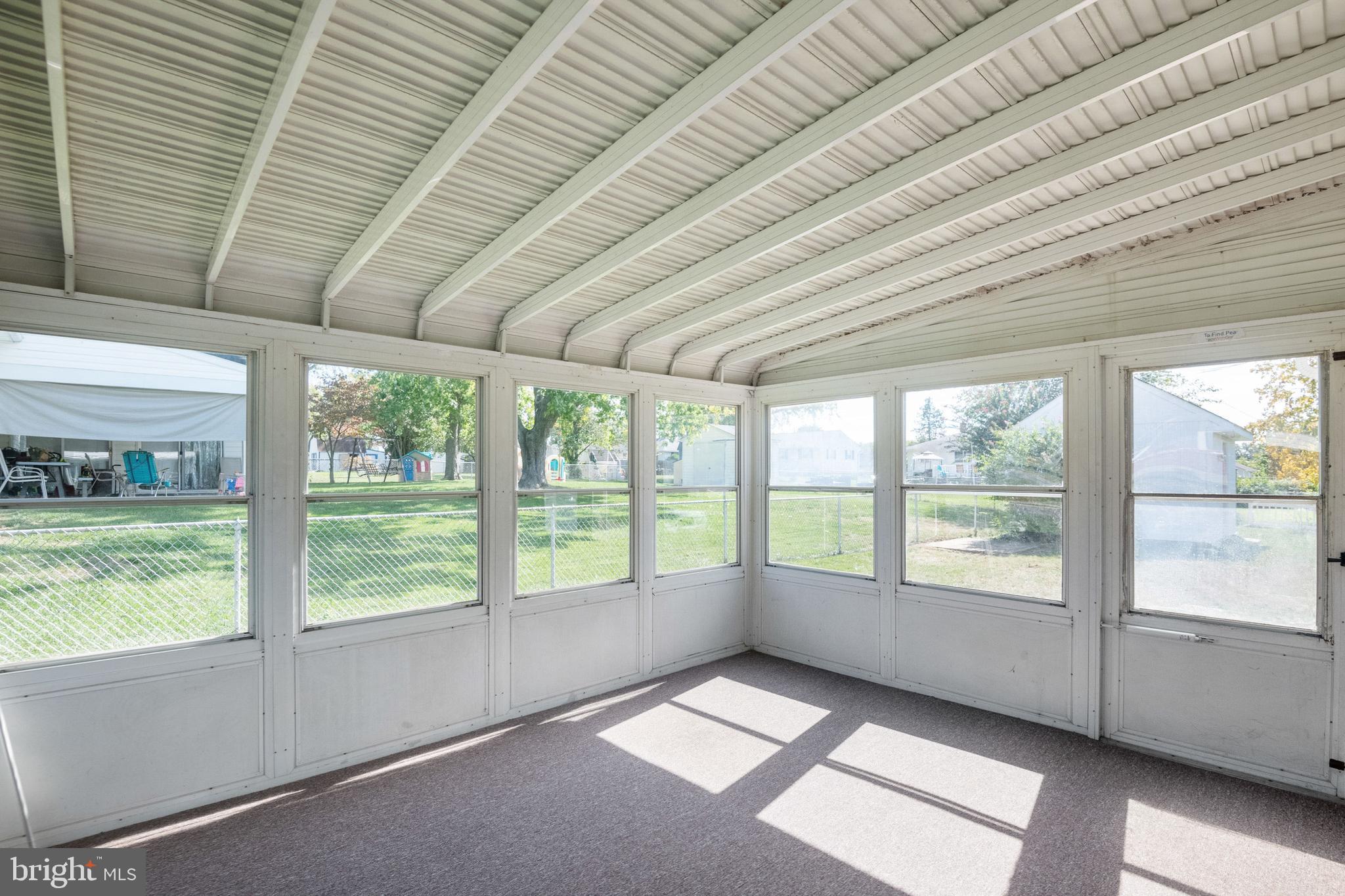 ARUNDEL HILLS - Residential