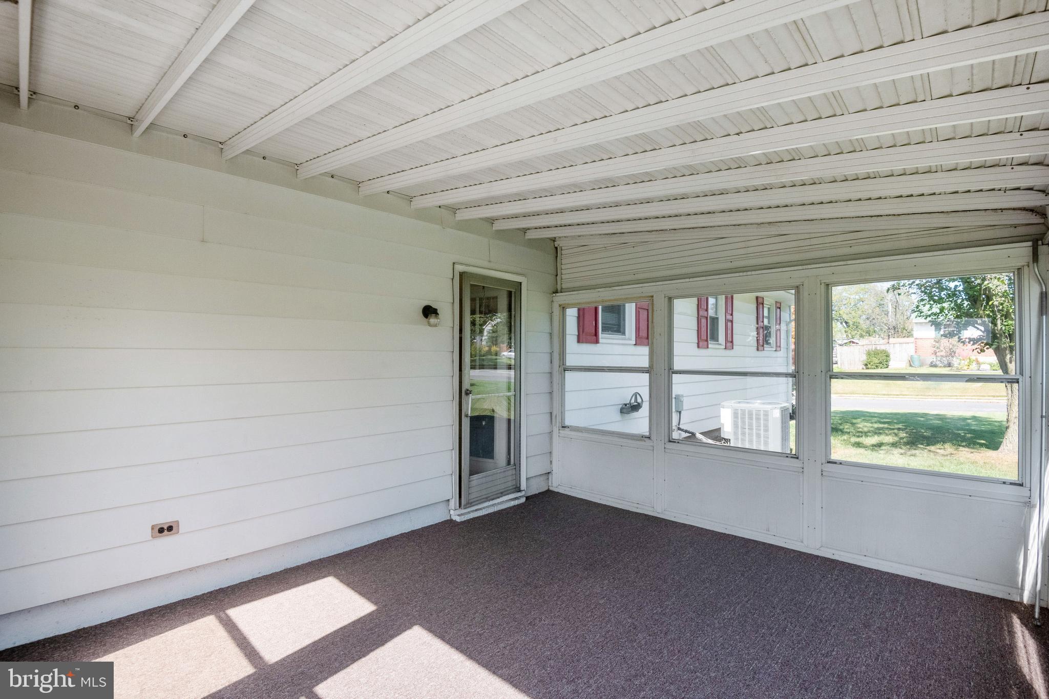 ARUNDEL HILLS - Residential