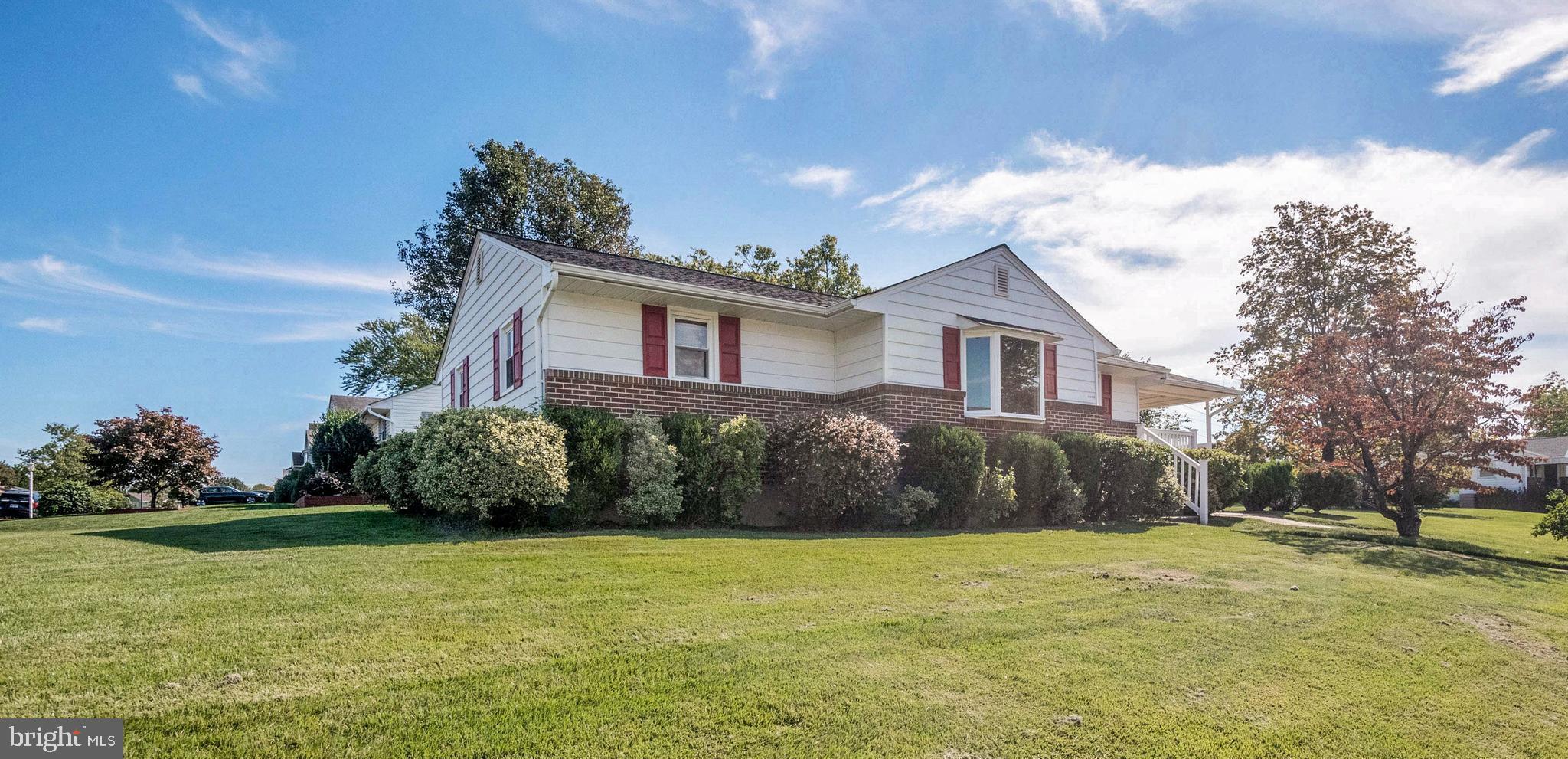 ARUNDEL HILLS - Residential