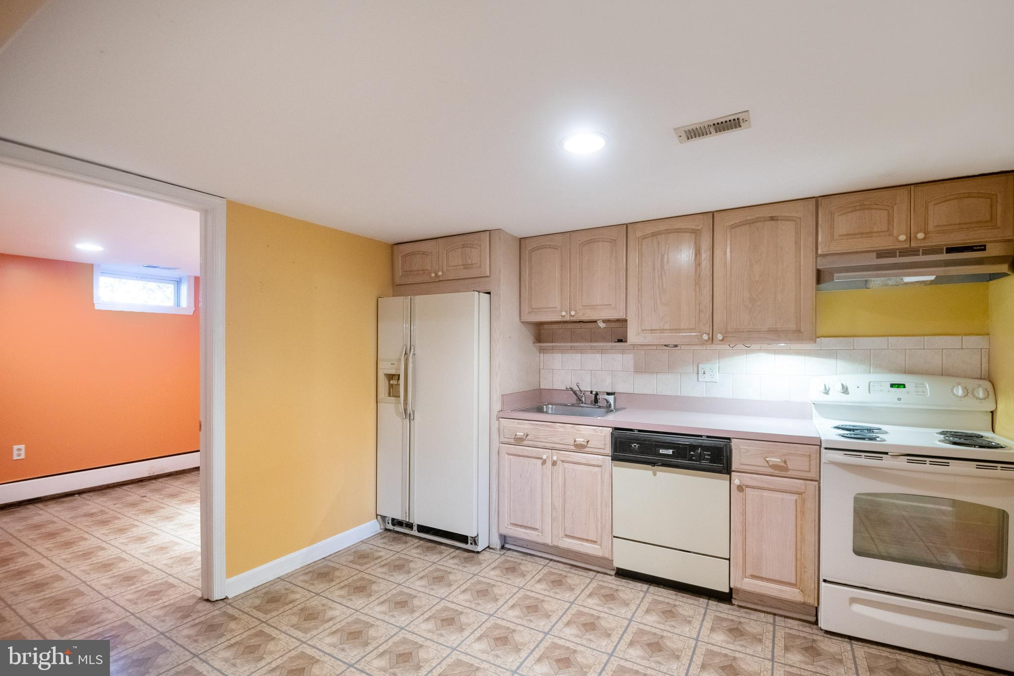 ARUNDEL HILLS - Residential