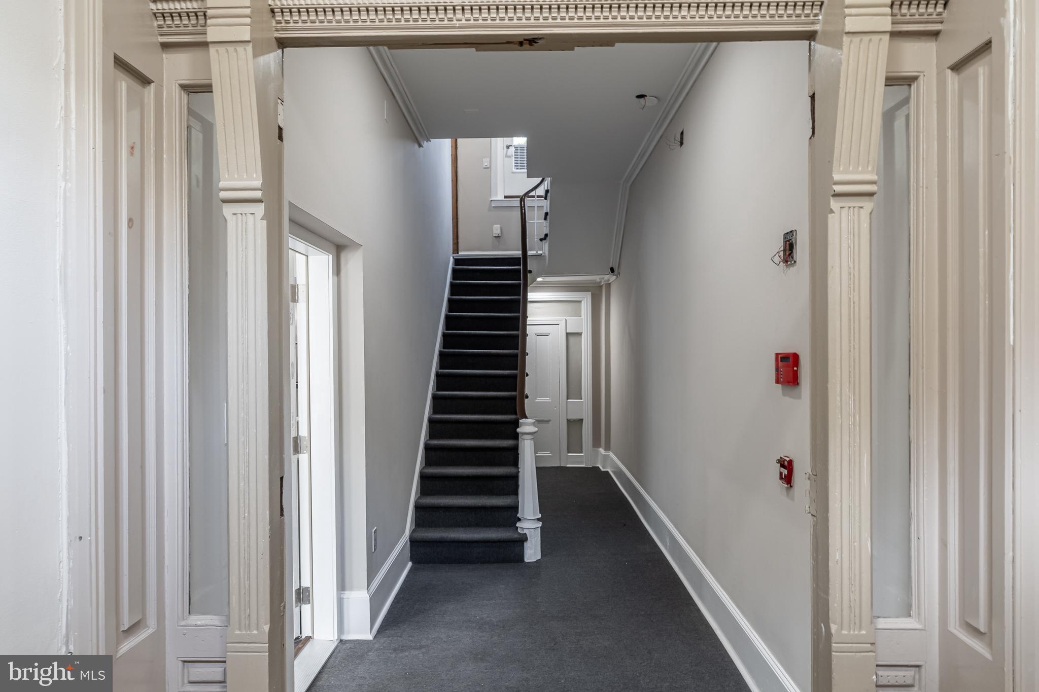 FAIRMOUNT - Residential Lease