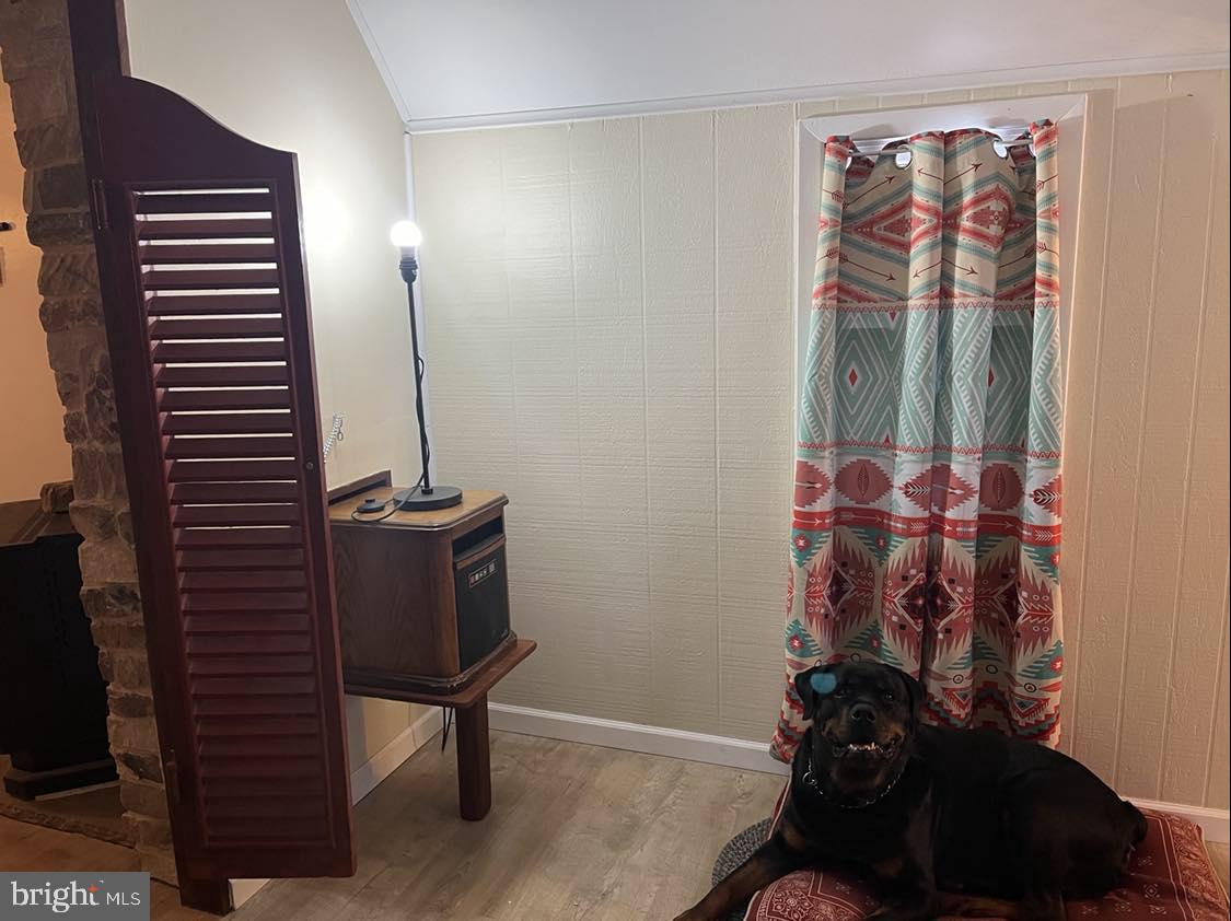 BELL HOLLOW ESTATES - Residential