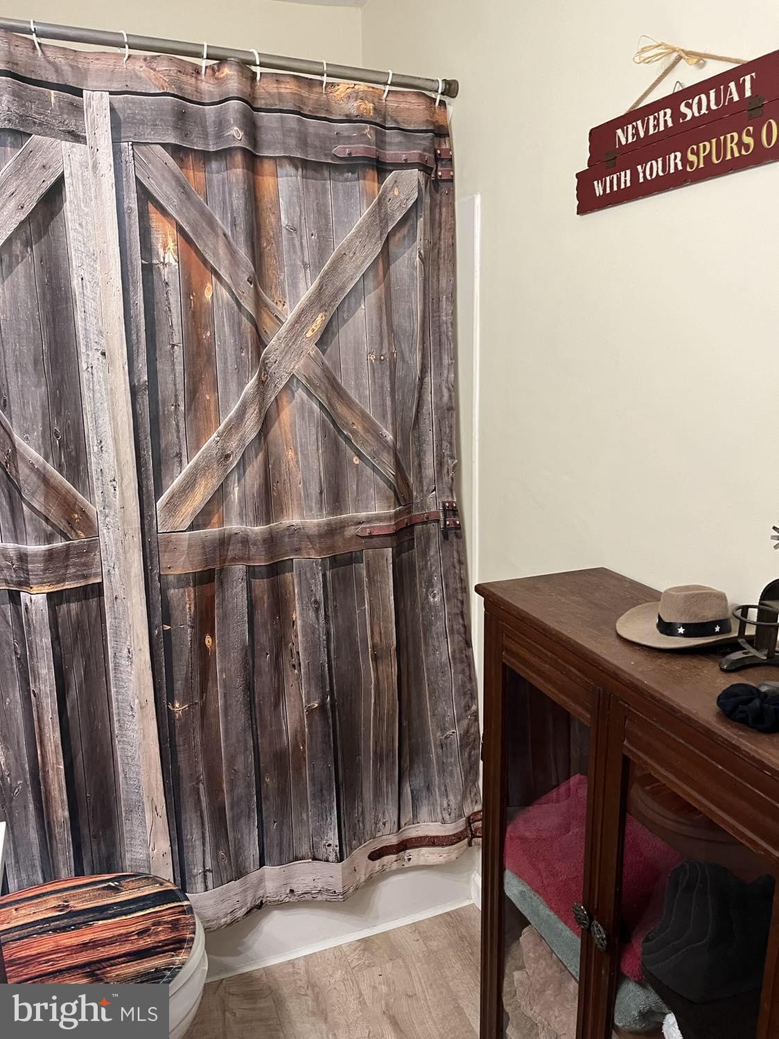 BELL HOLLOW ESTATES - Residential