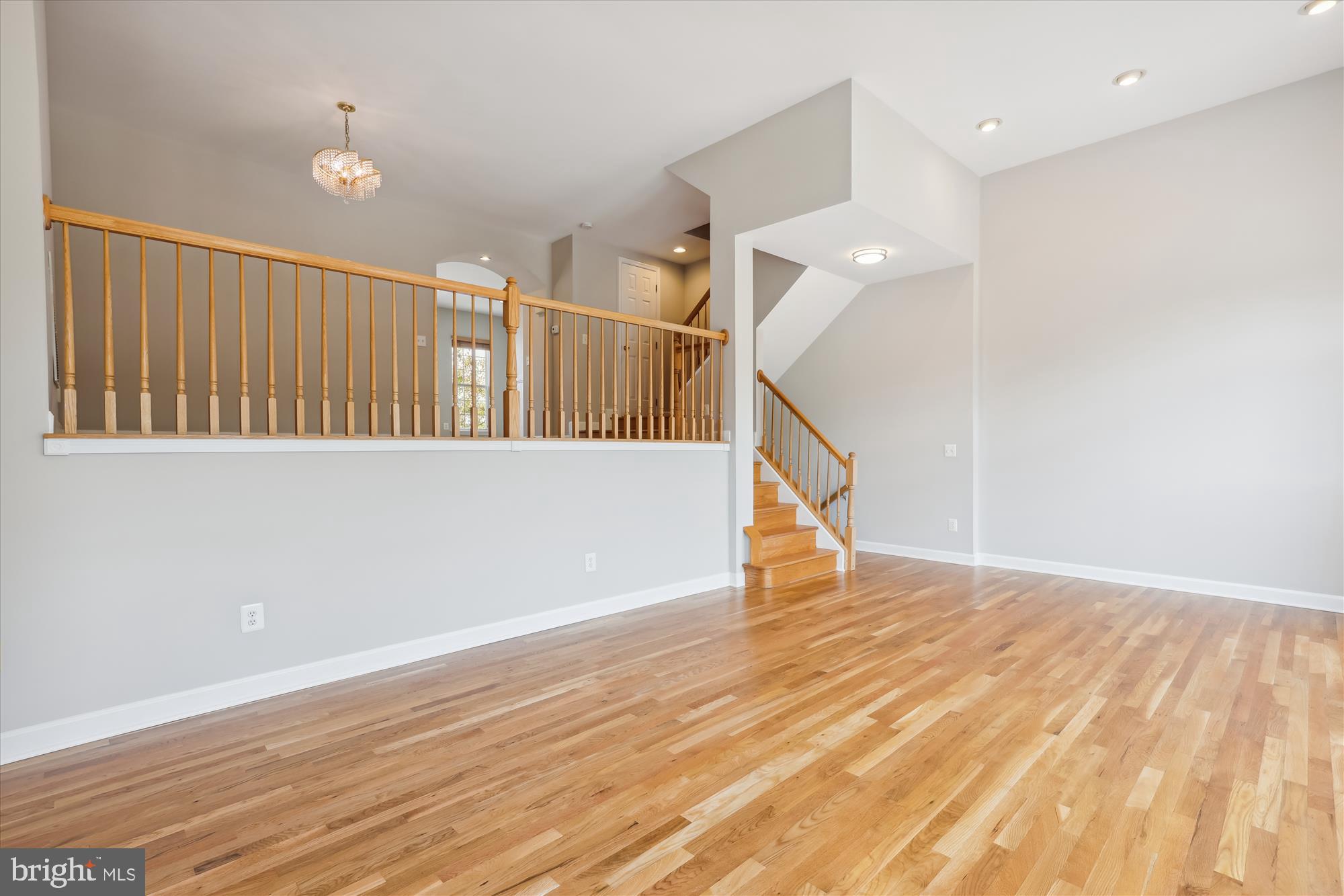 SOUTH RIDING - Residential