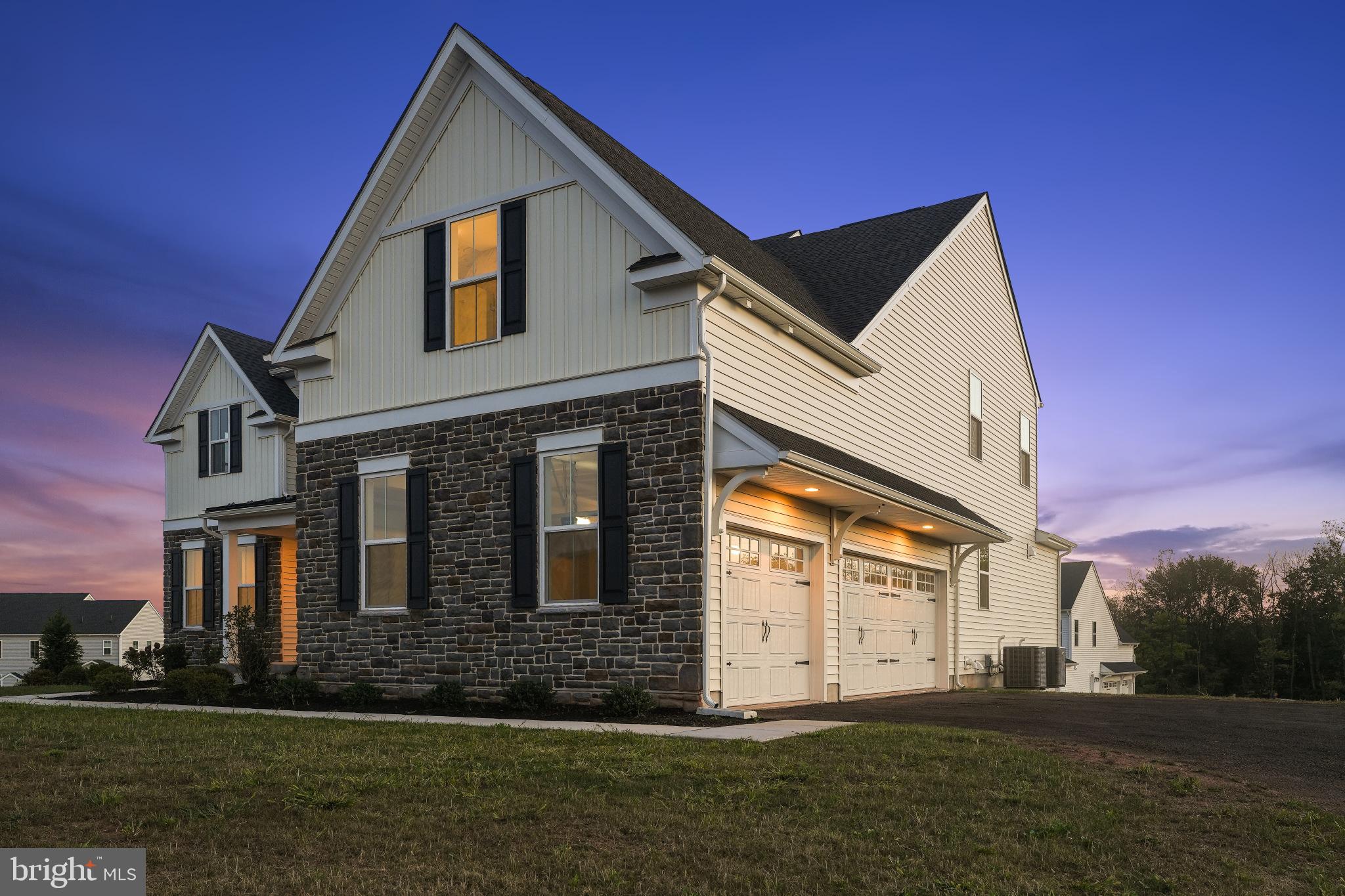 THE MEADOWS AT LONGVIEW - Residential