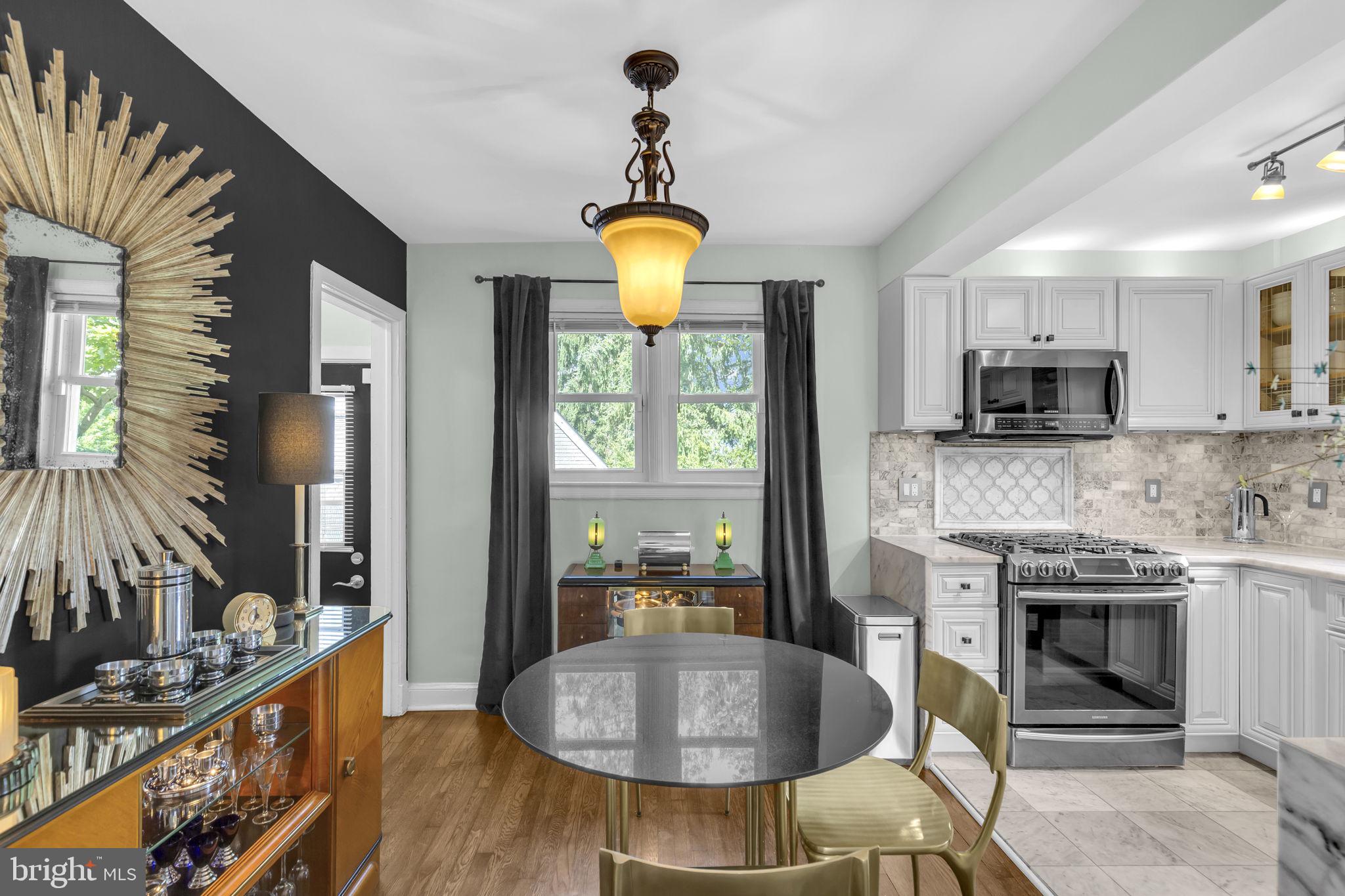 3429 HIGHWOOD DRIVE SE