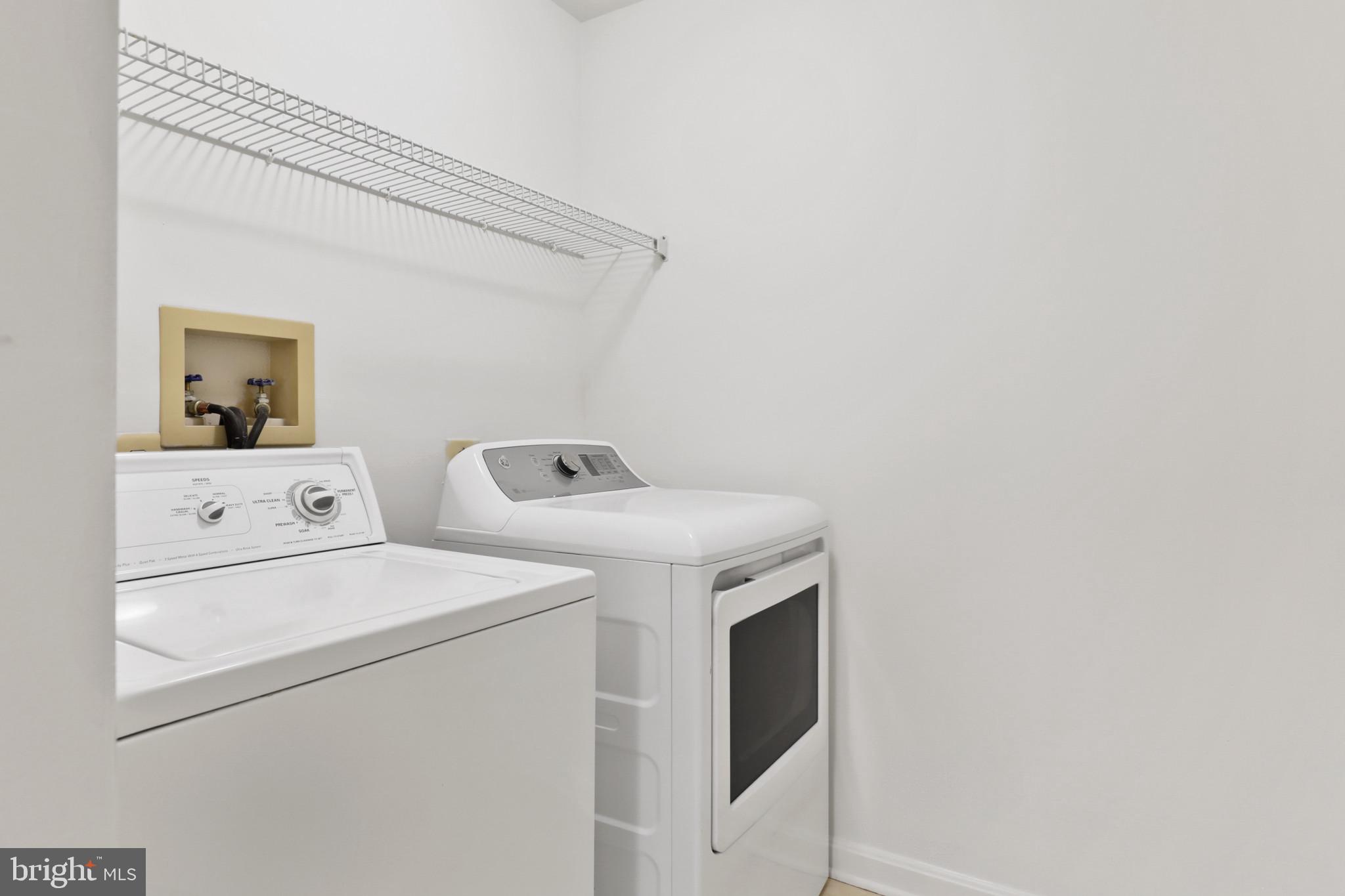 FALLS GABLE - Residential