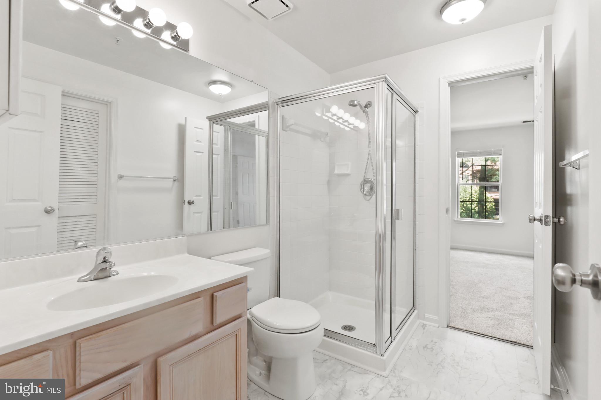 FALLS GABLE - Residential