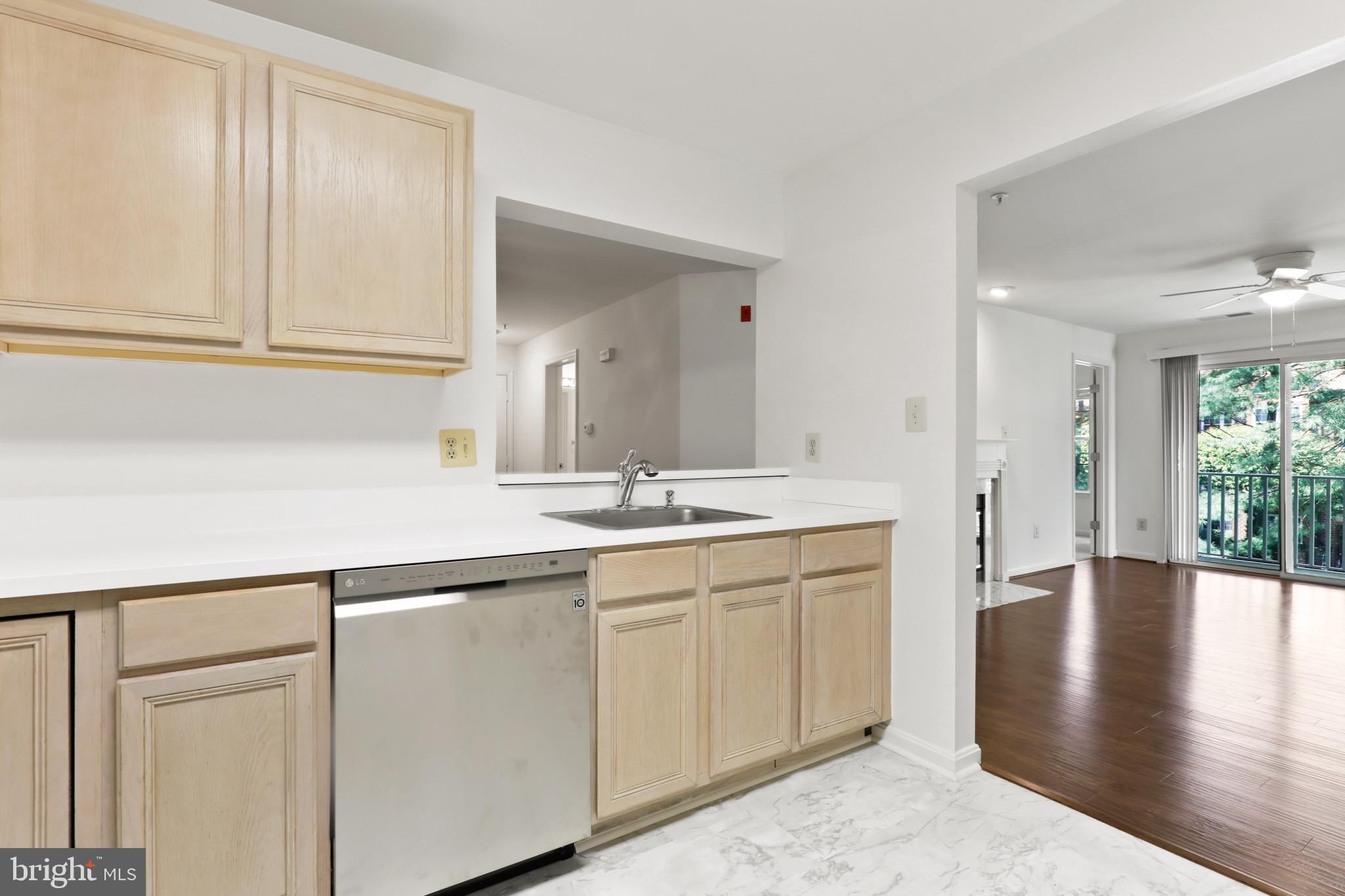 FALLS GABLE - Residential