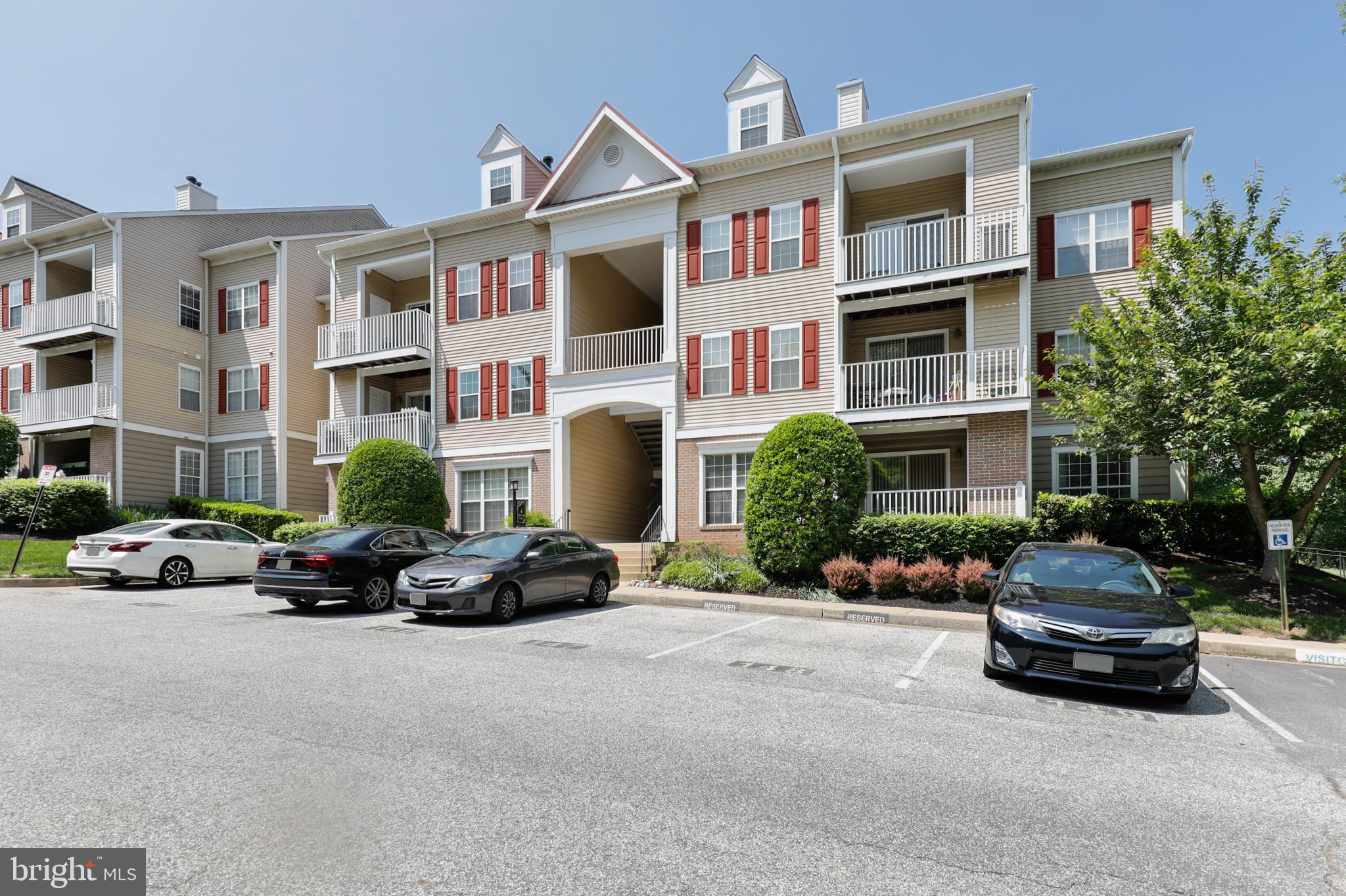 FALLS GABLE - Residential