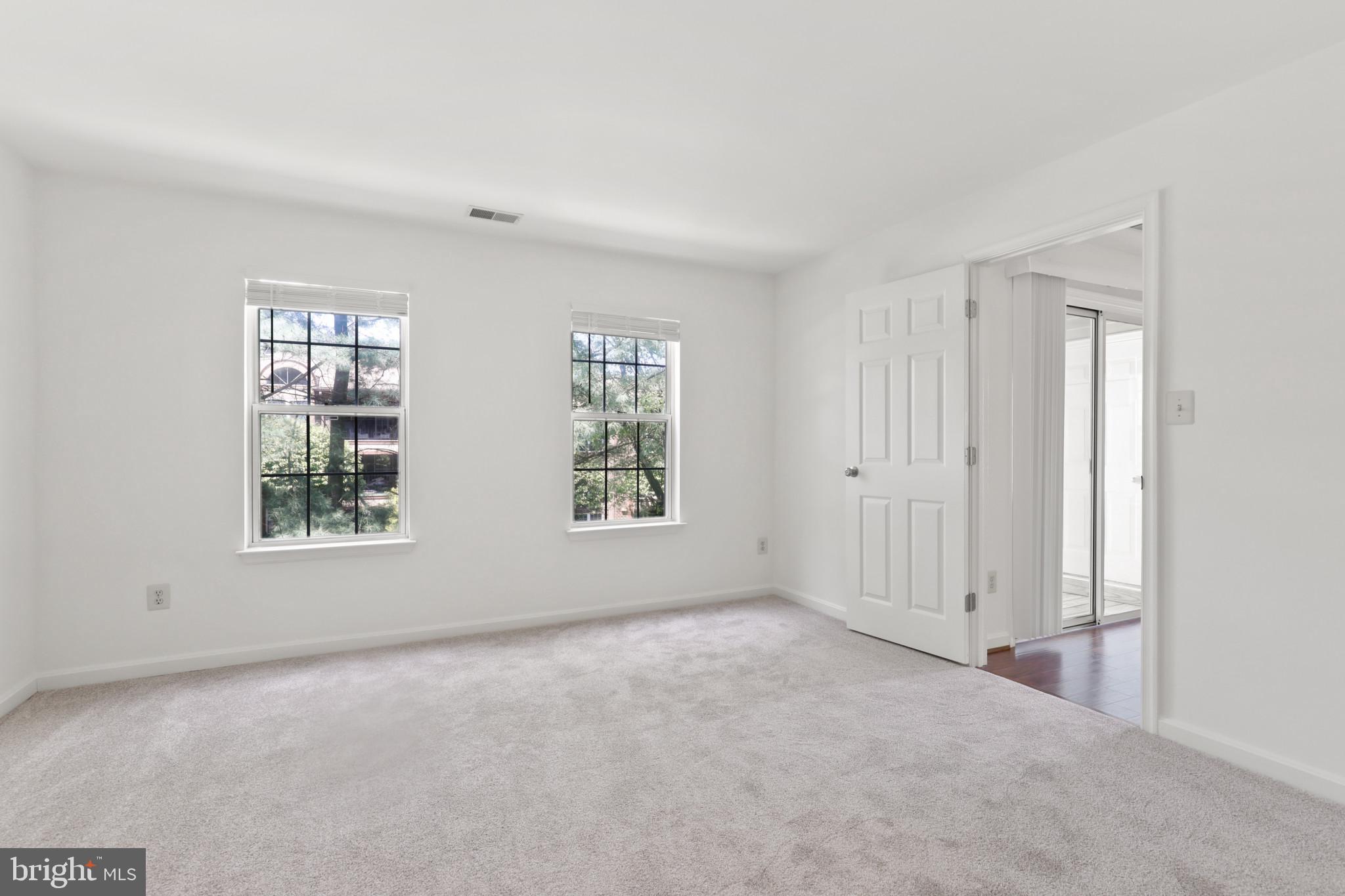 FALLS GABLE - Residential