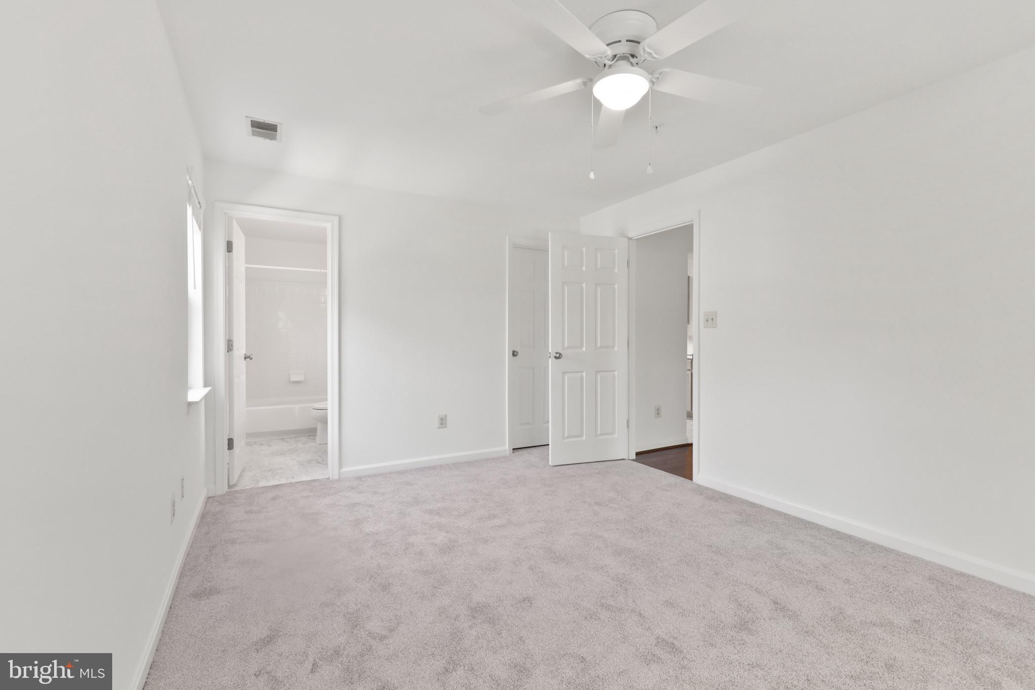 FALLS GABLE - Residential