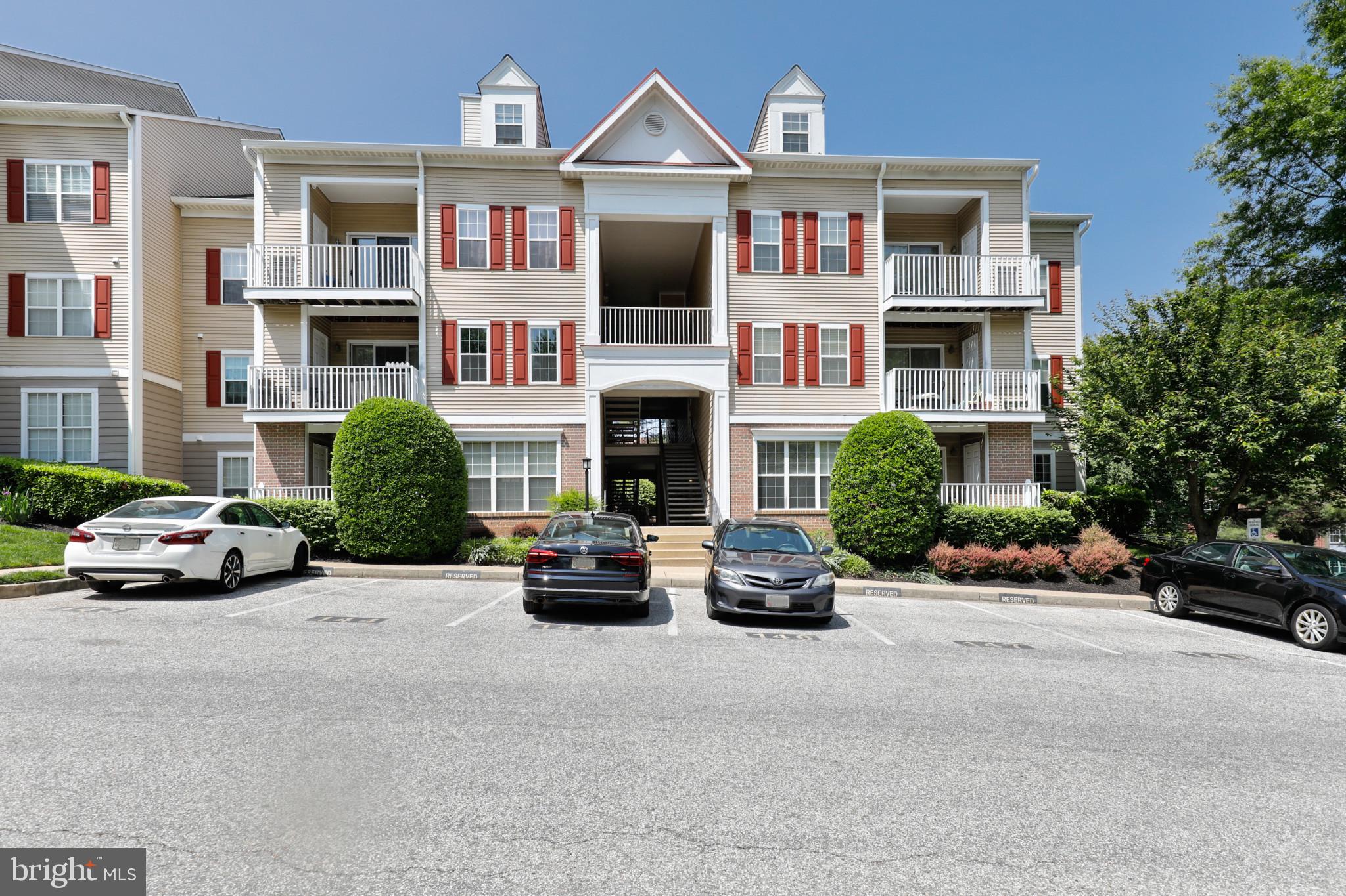 FALLS GABLE - Residential