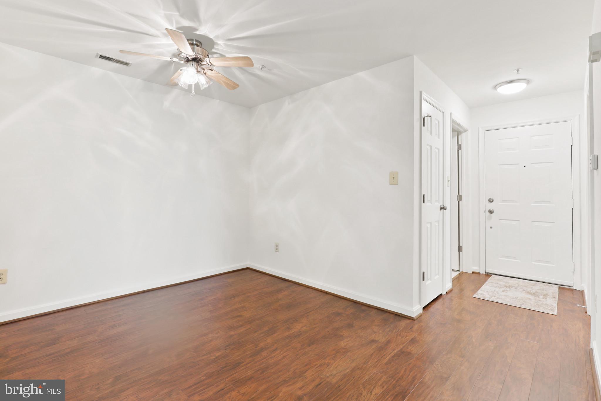 FALLS GABLE - Residential