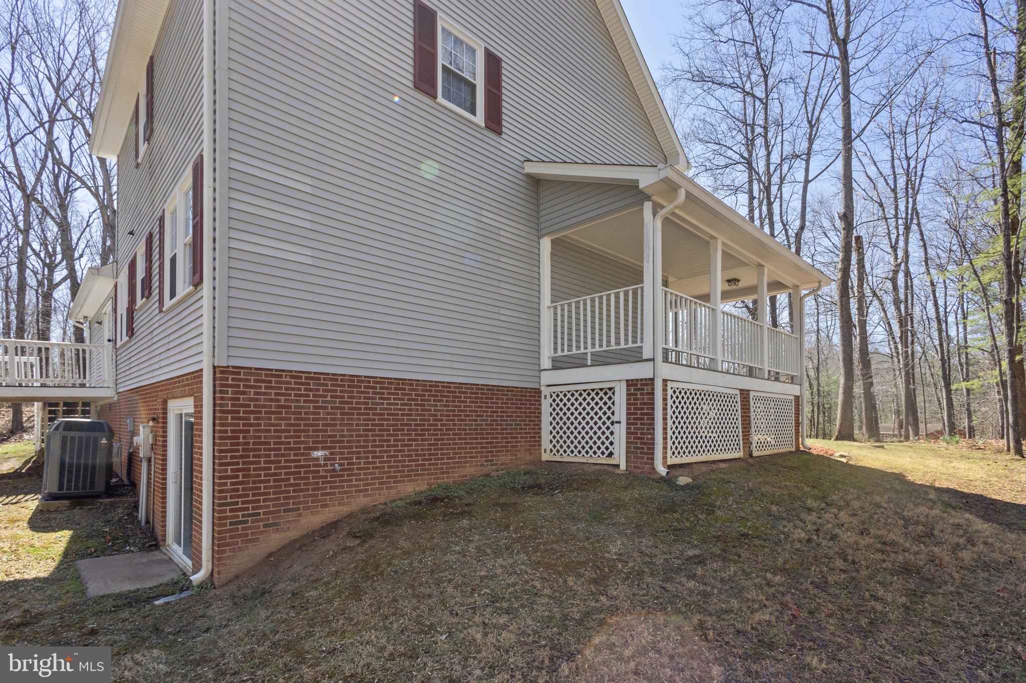 JEFFERSON ESTATES - Residential