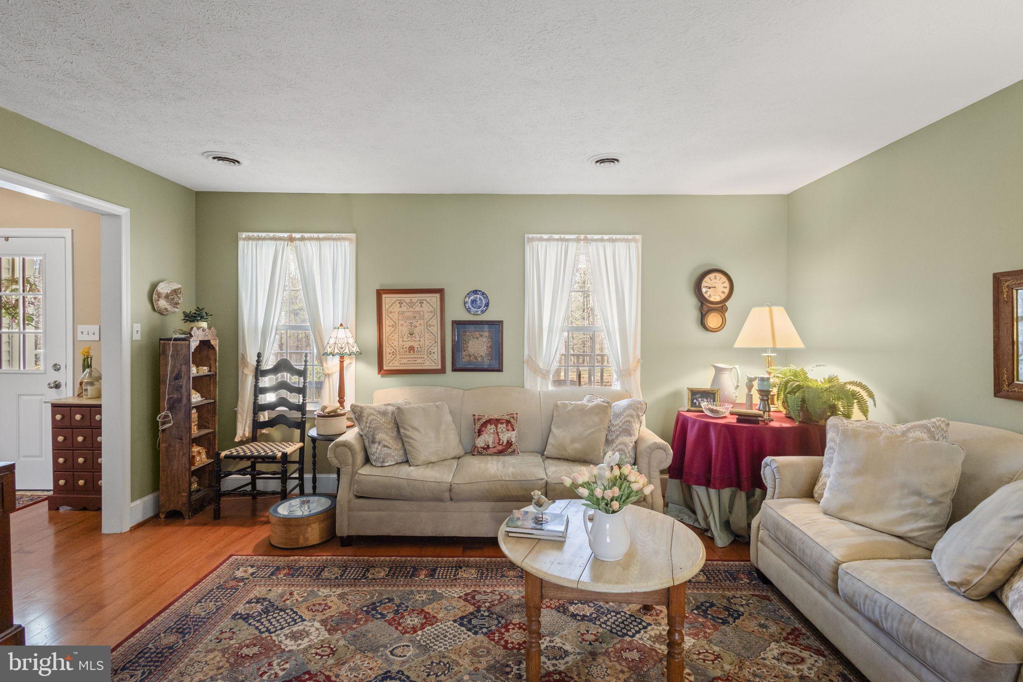 JEFFERSON ESTATES - Residential