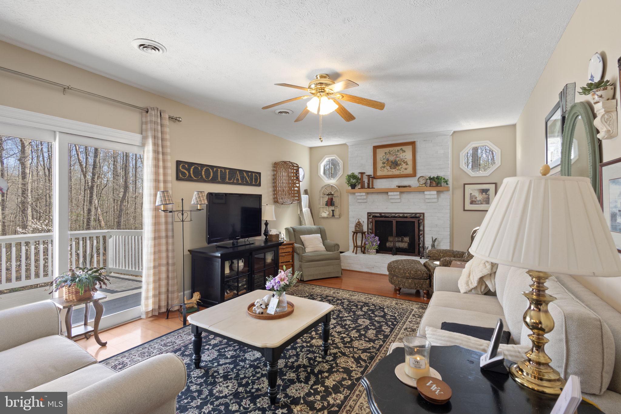 JEFFERSON ESTATES - Residential