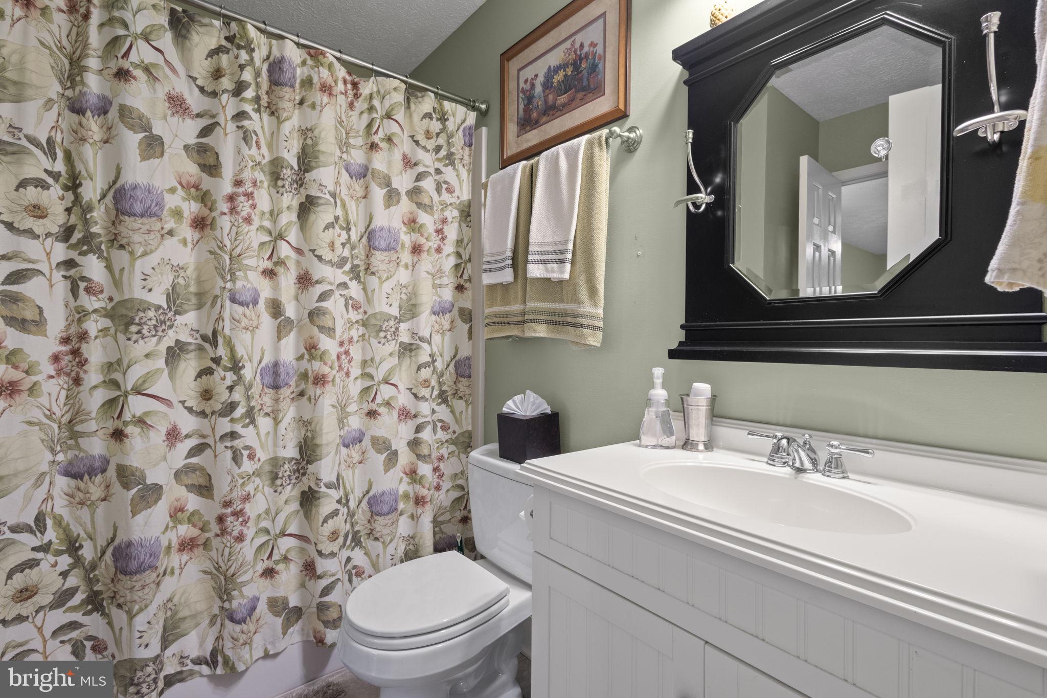 JEFFERSON ESTATES - Residential