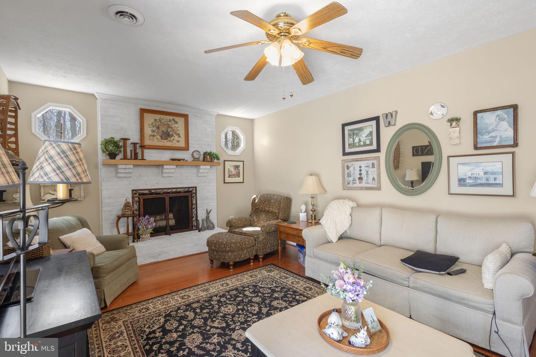 JEFFERSON ESTATES - Residential