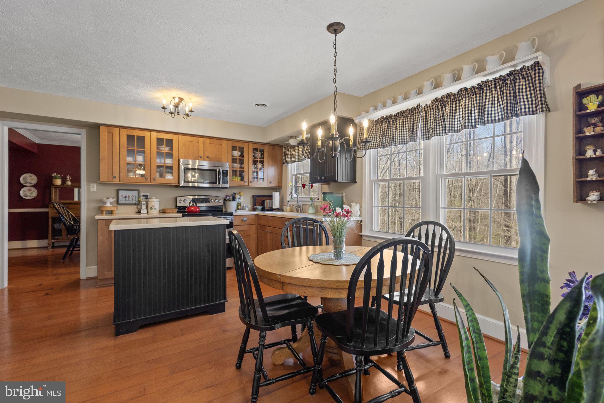 JEFFERSON ESTATES - Residential