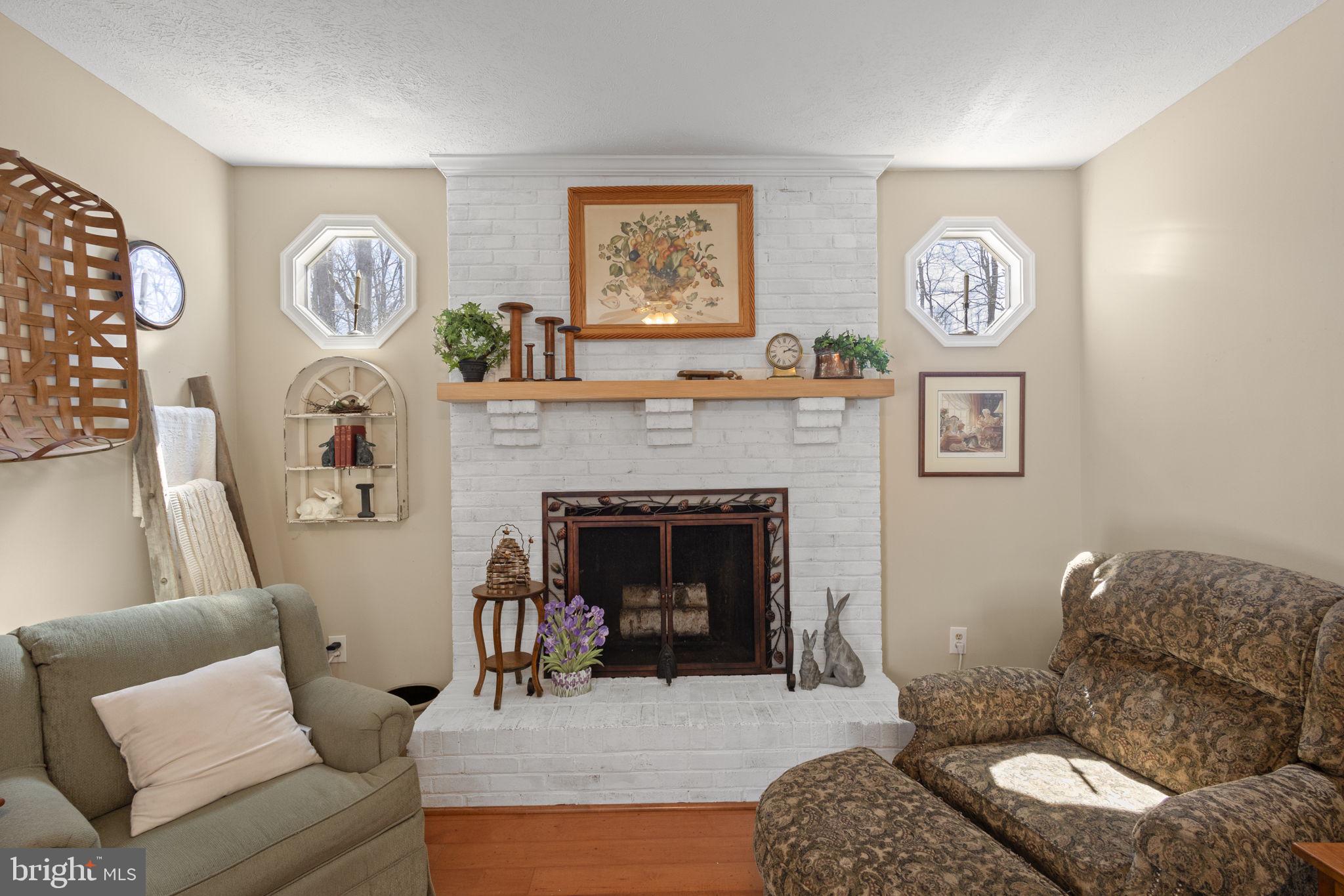 JEFFERSON ESTATES - Residential