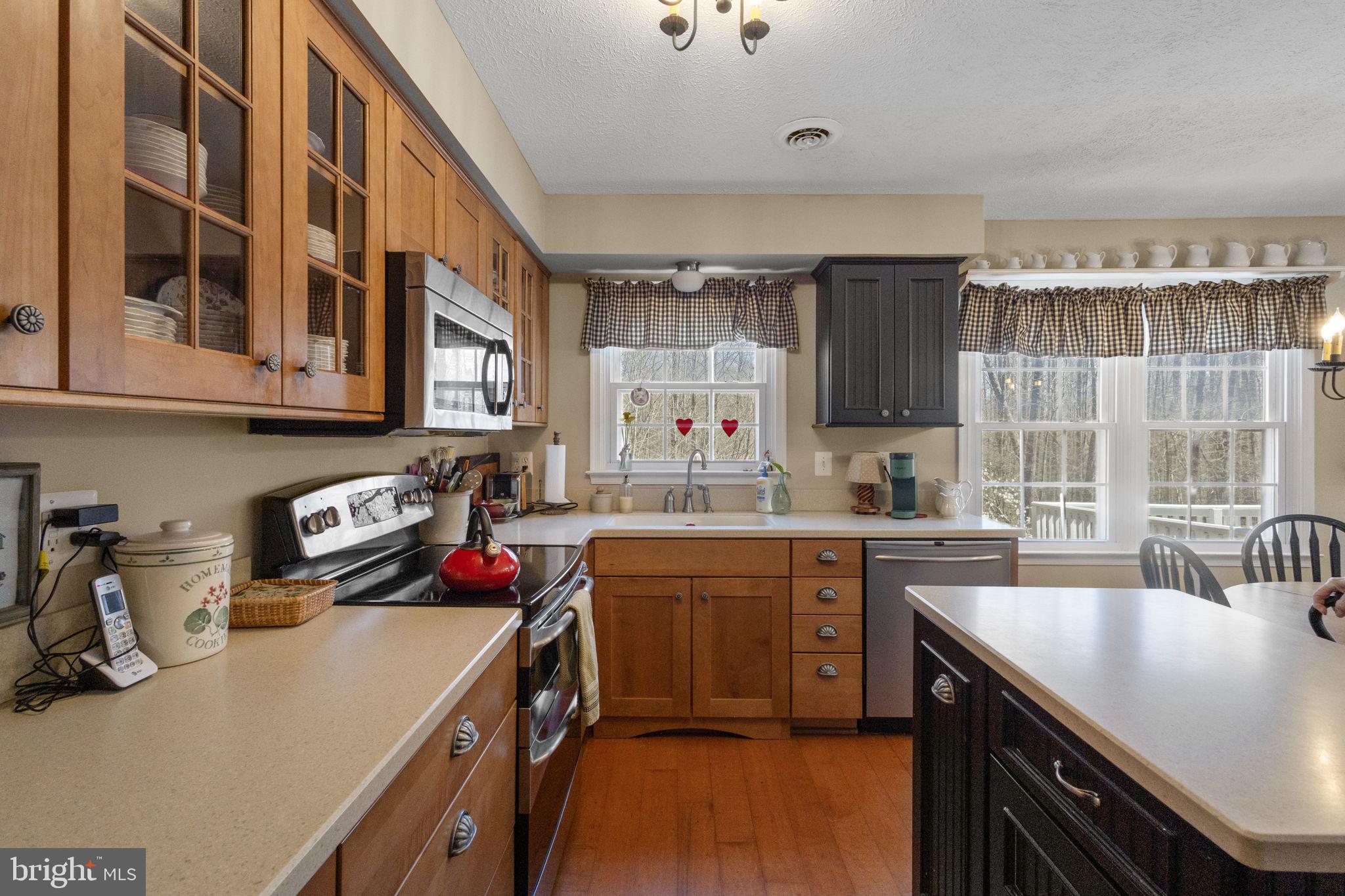 JEFFERSON ESTATES - Residential