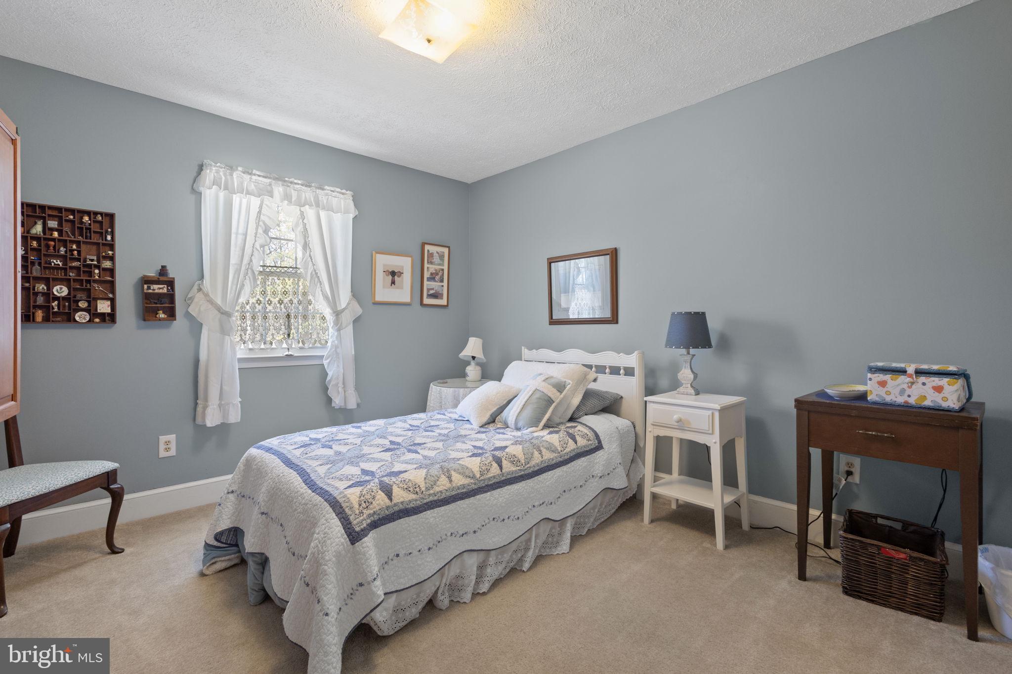 JEFFERSON ESTATES - Residential