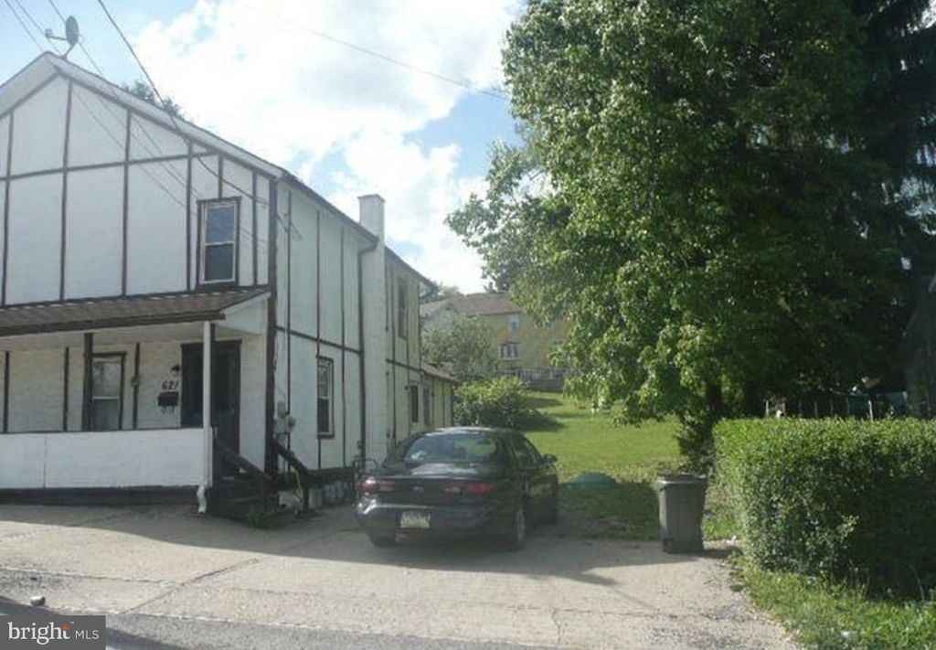 Photo of 619 W State St, LARKSVILLE, PA 18651 (MLS # PALU2002762)