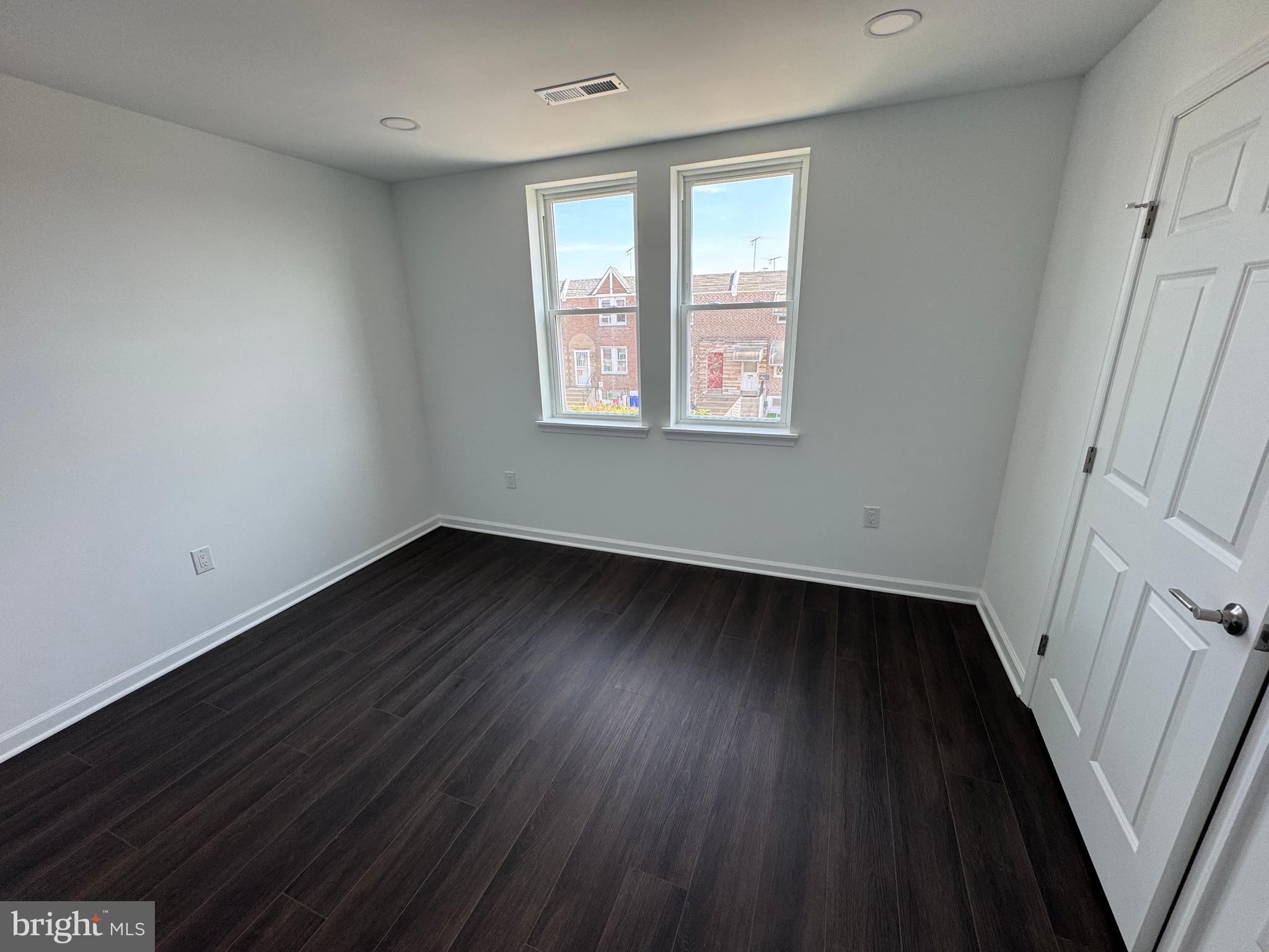 PHILADELPHIA (SOUTHWEST) - Residential