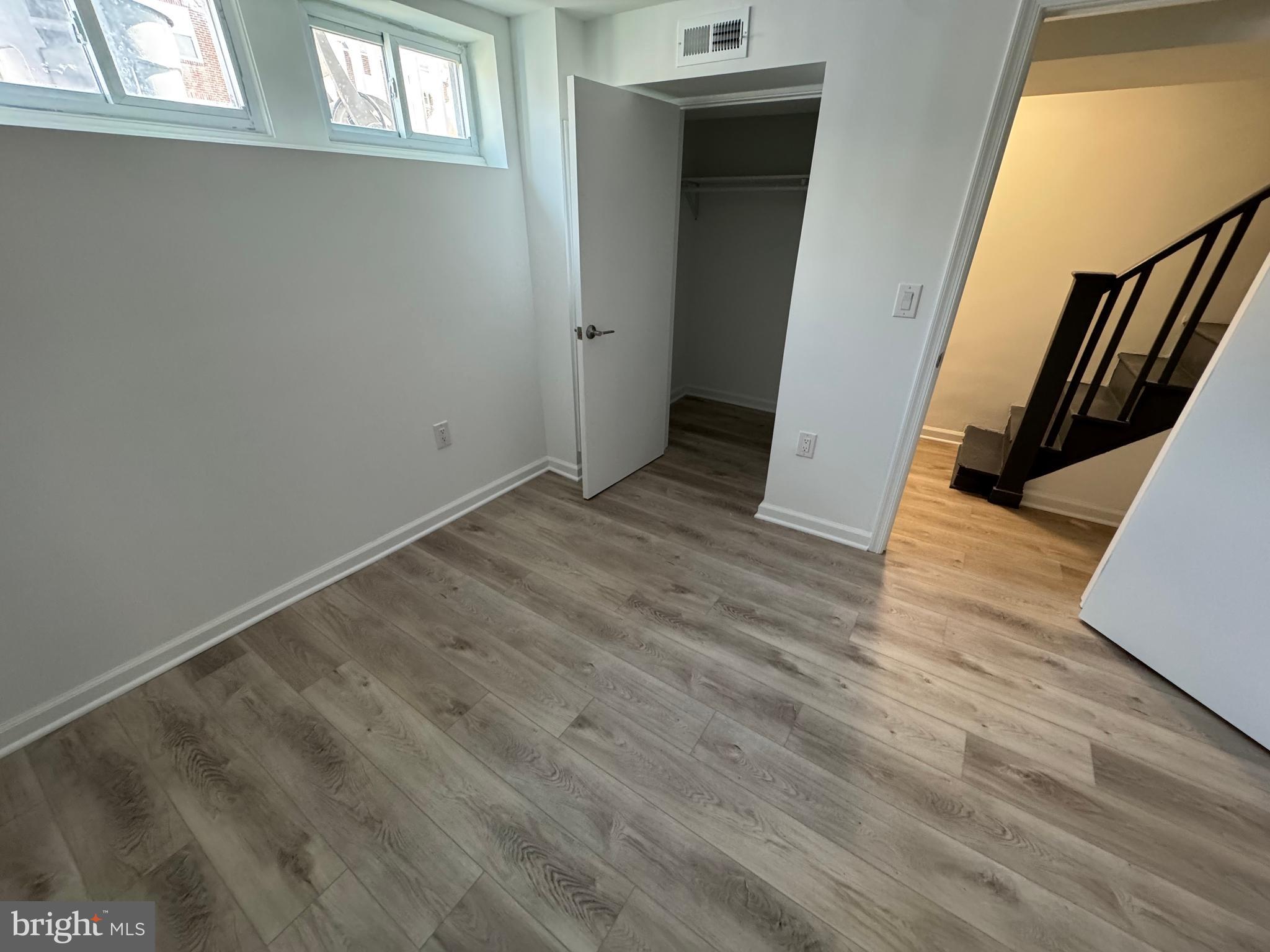 PHILADELPHIA (SOUTHWEST) - Residential