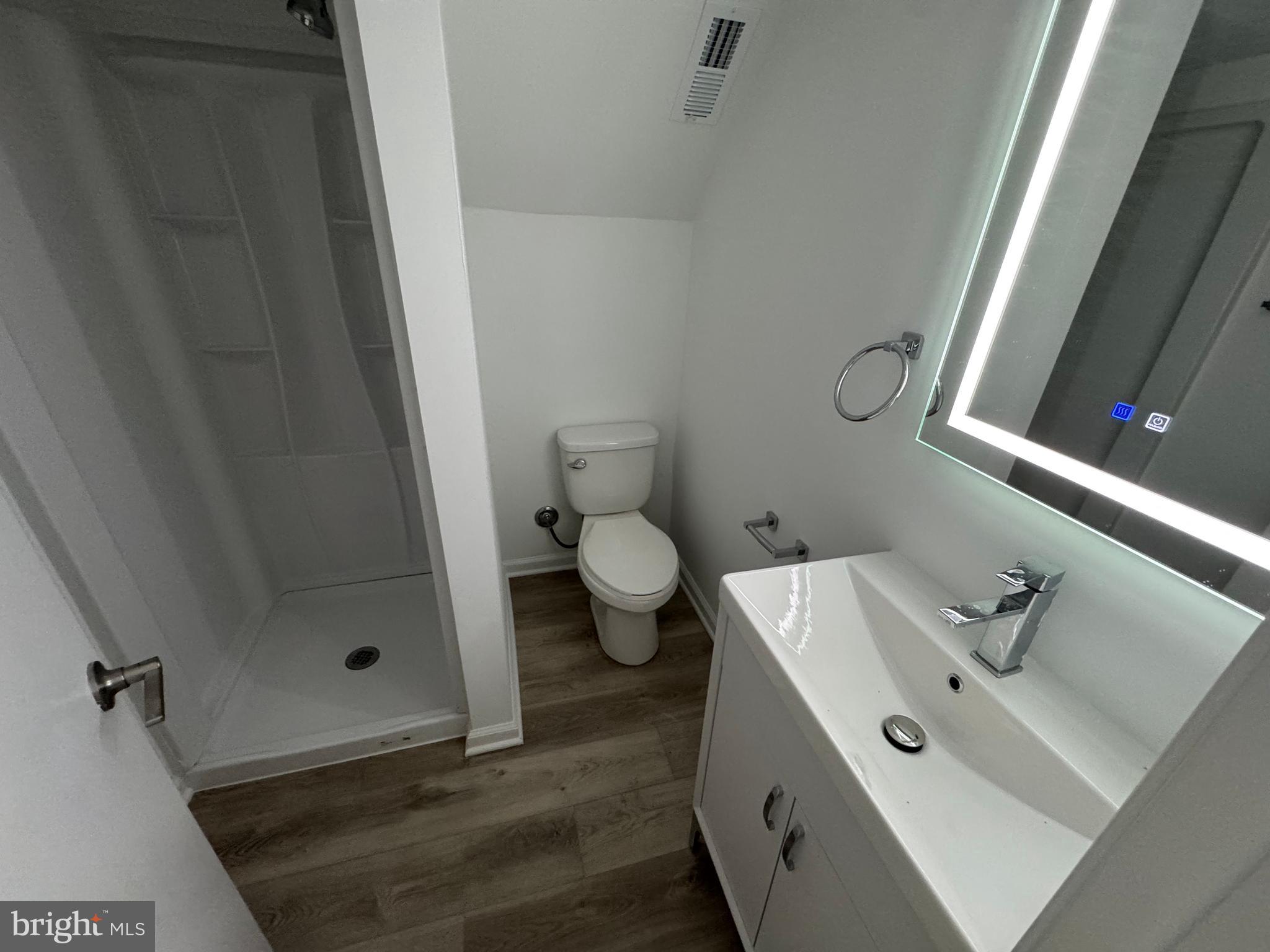 PHILADELPHIA (SOUTHWEST) - Residential