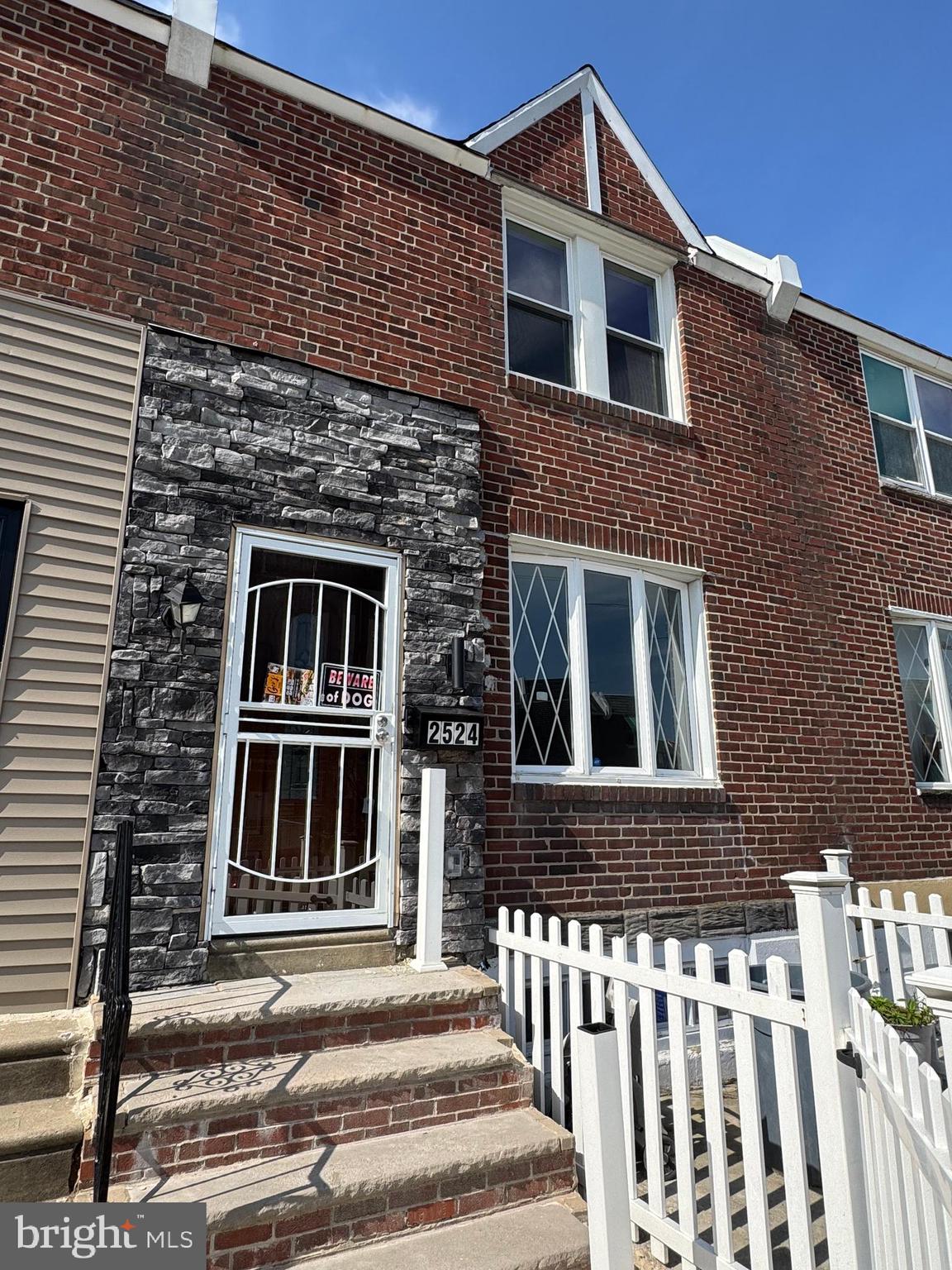 PHILADELPHIA (SOUTHWEST) - Residential
