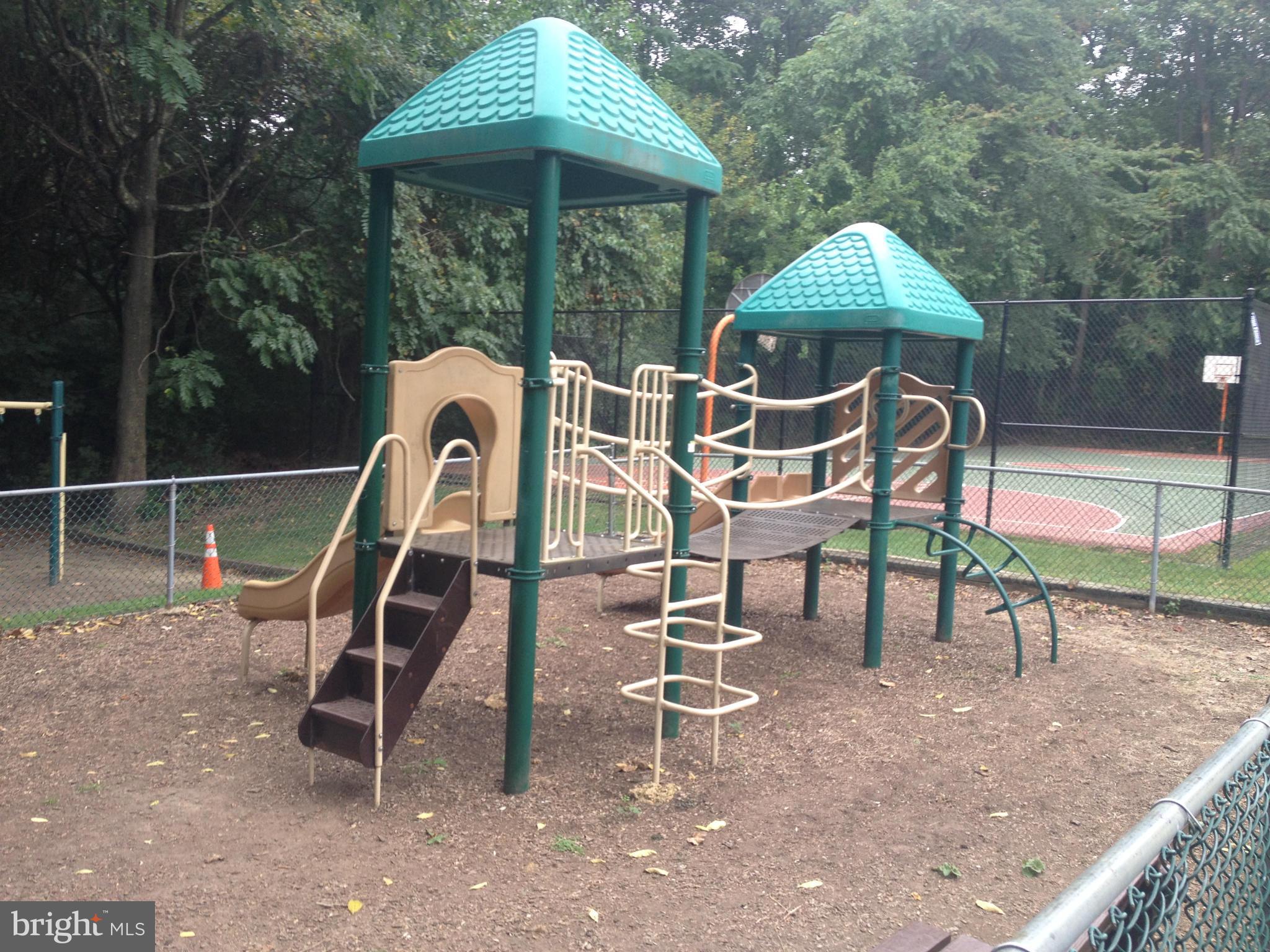 LAFAYETTE PARK - Residential