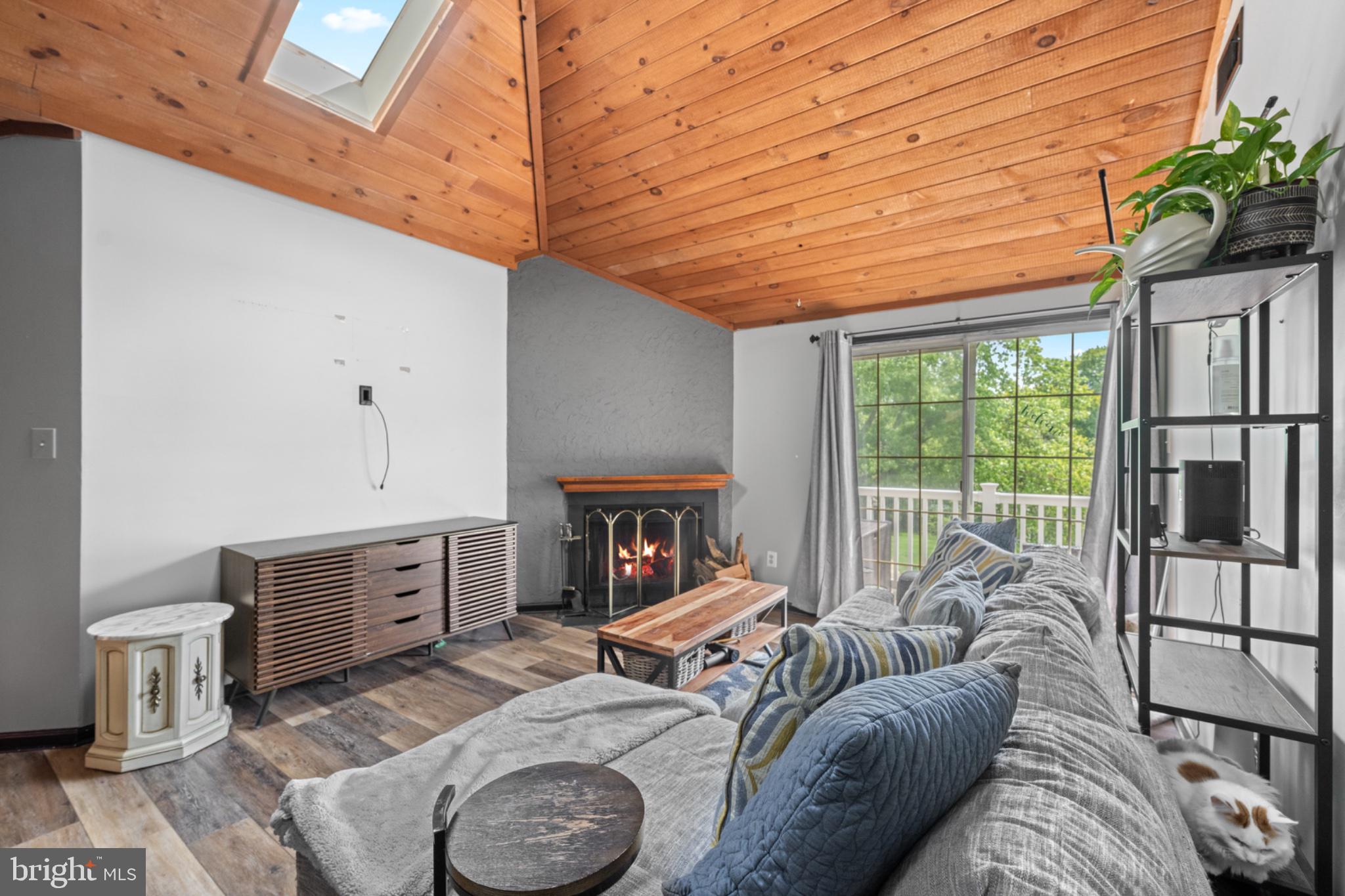 24 BROOKSIDE COURT 24