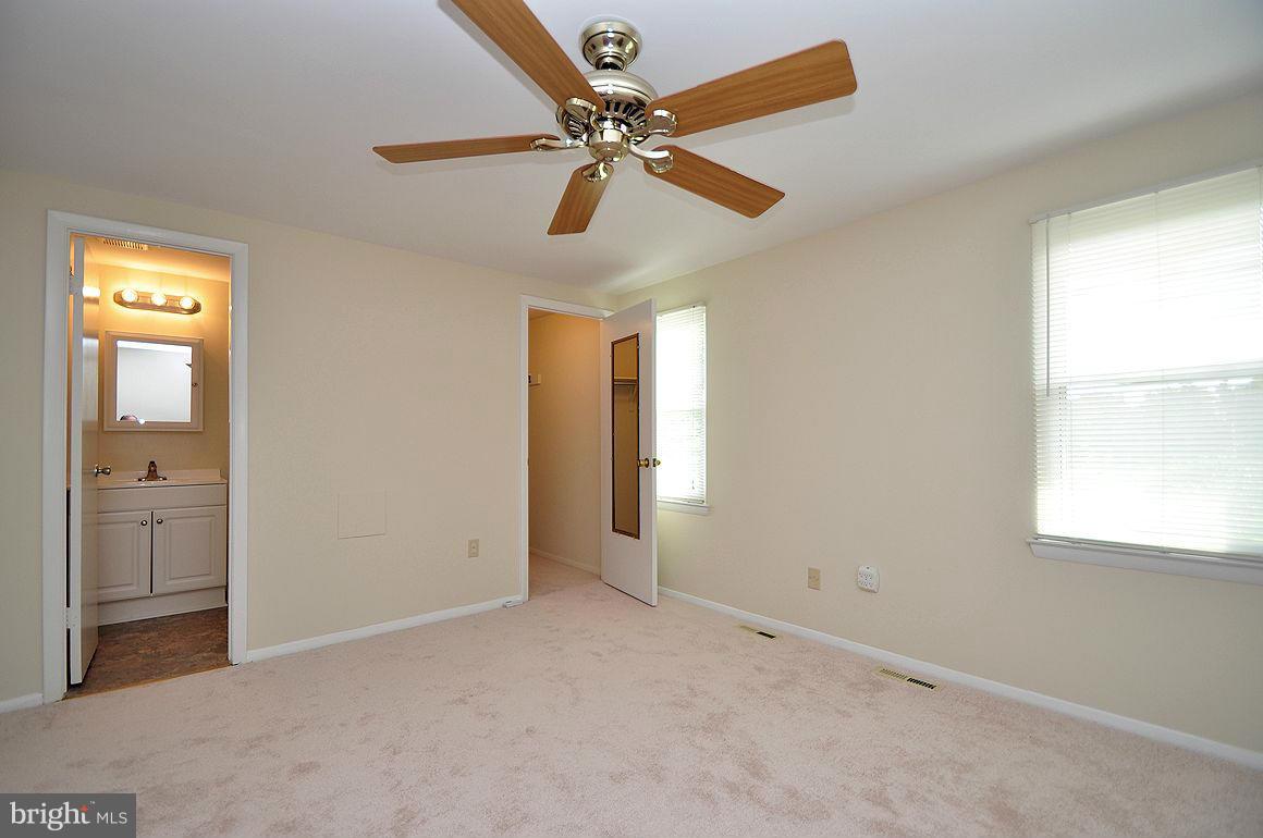 ELIZABETHS LANDING - Residential