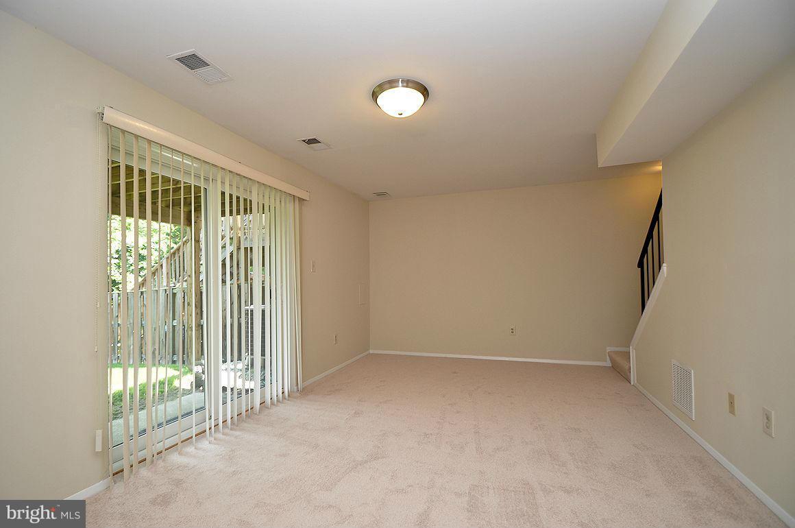 ELIZABETHS LANDING - Residential