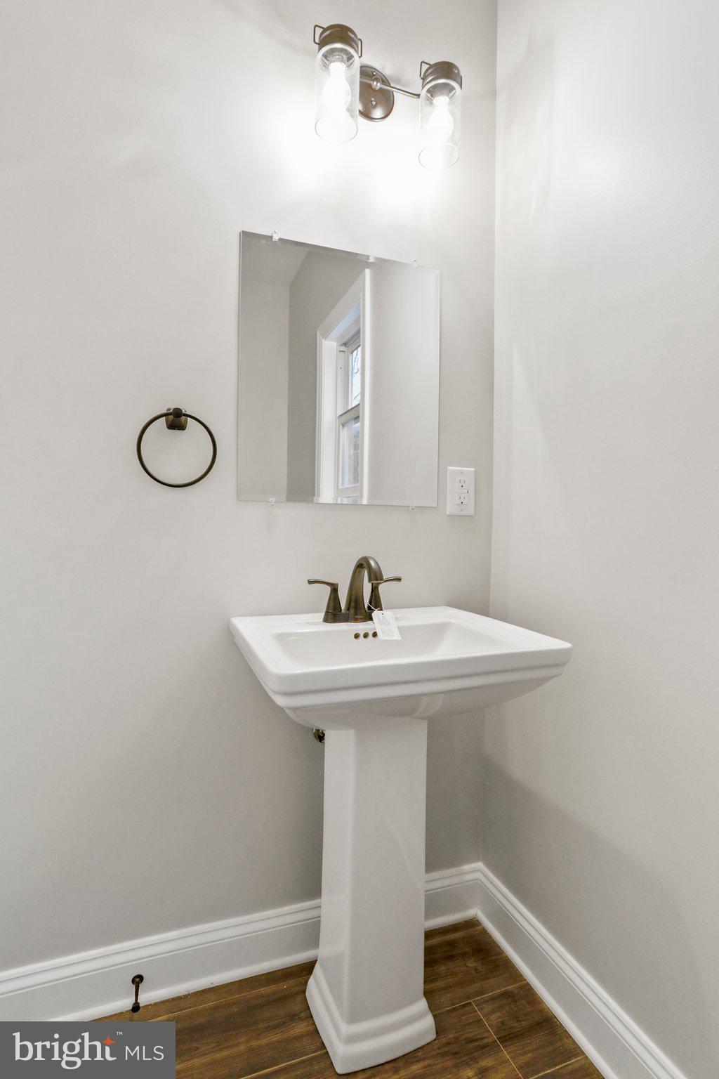 LOWER VALLEY - Residential