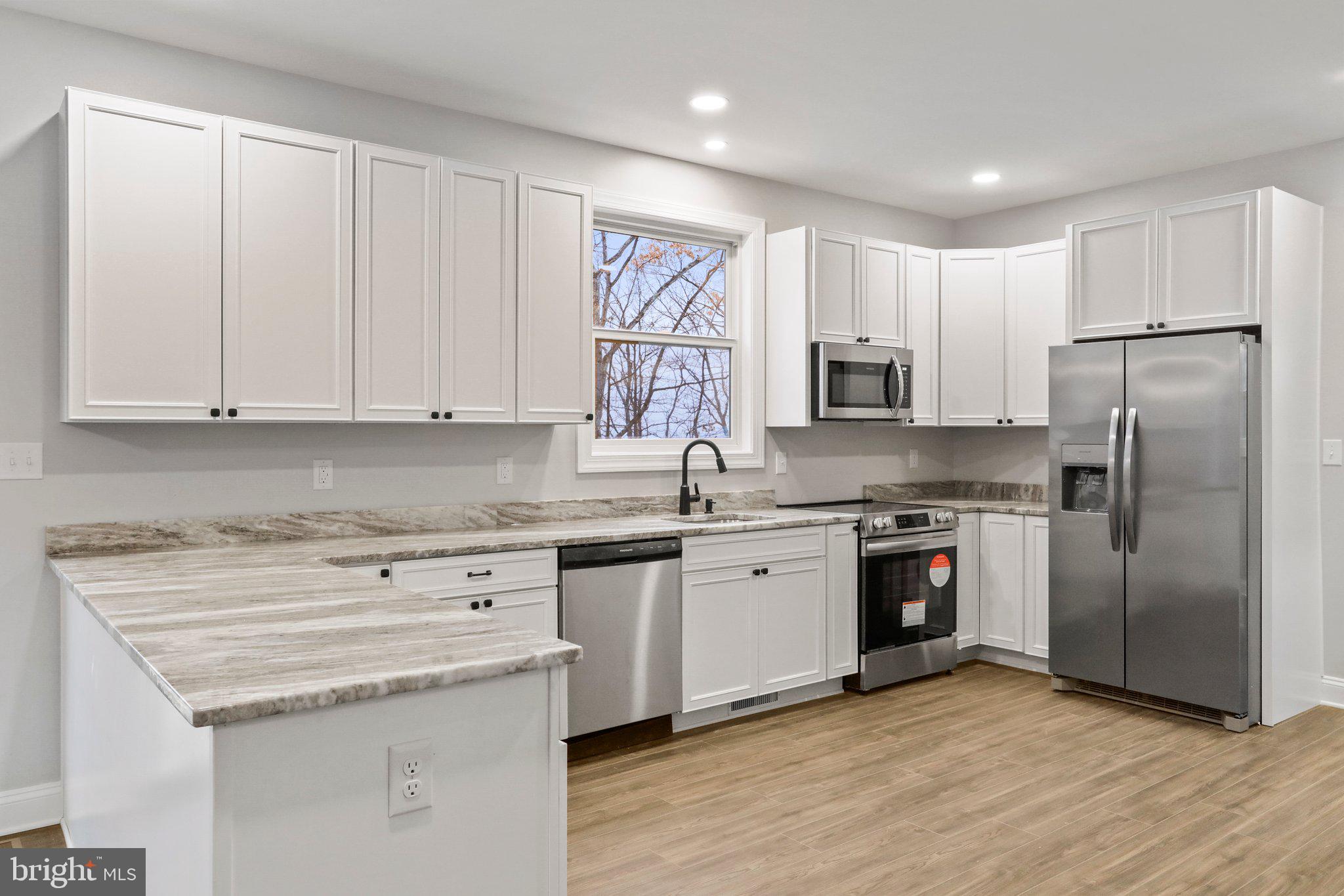 LOWER VALLEY - Residential