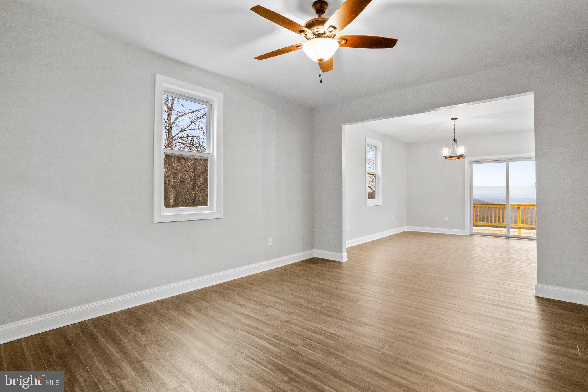 LOWER VALLEY - Residential